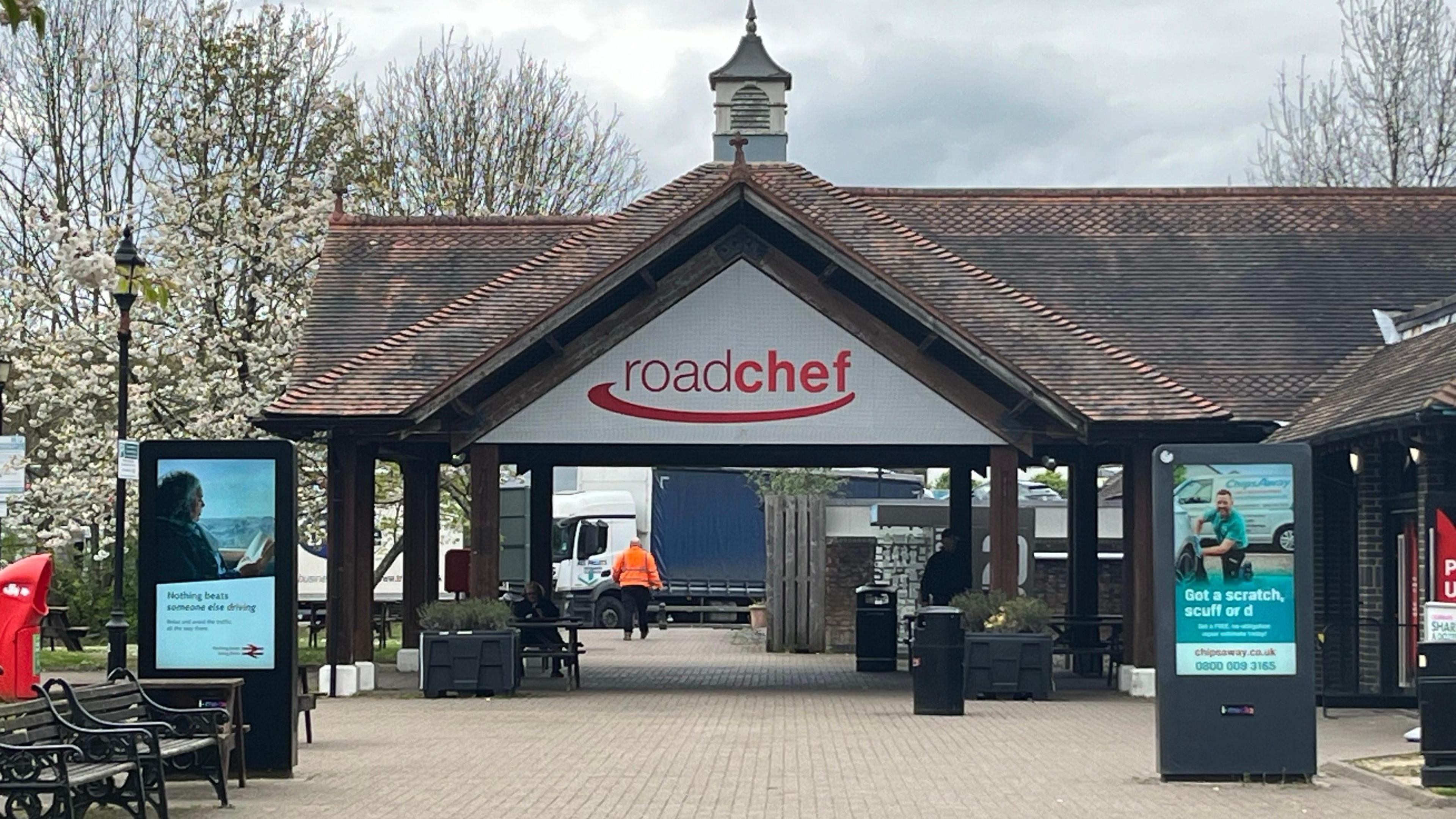 Roadchef Clacket Lane services 