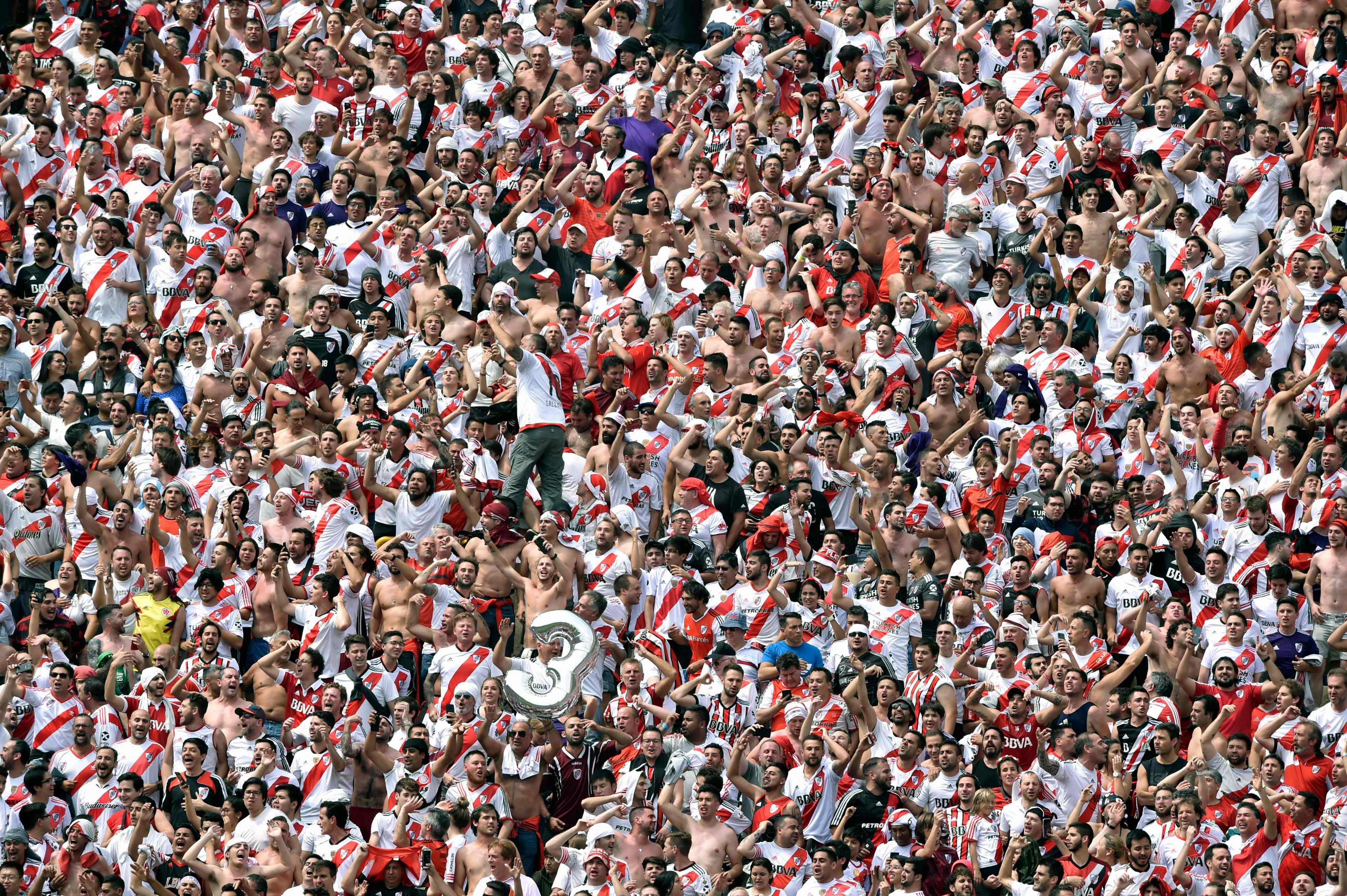 River Plate fans