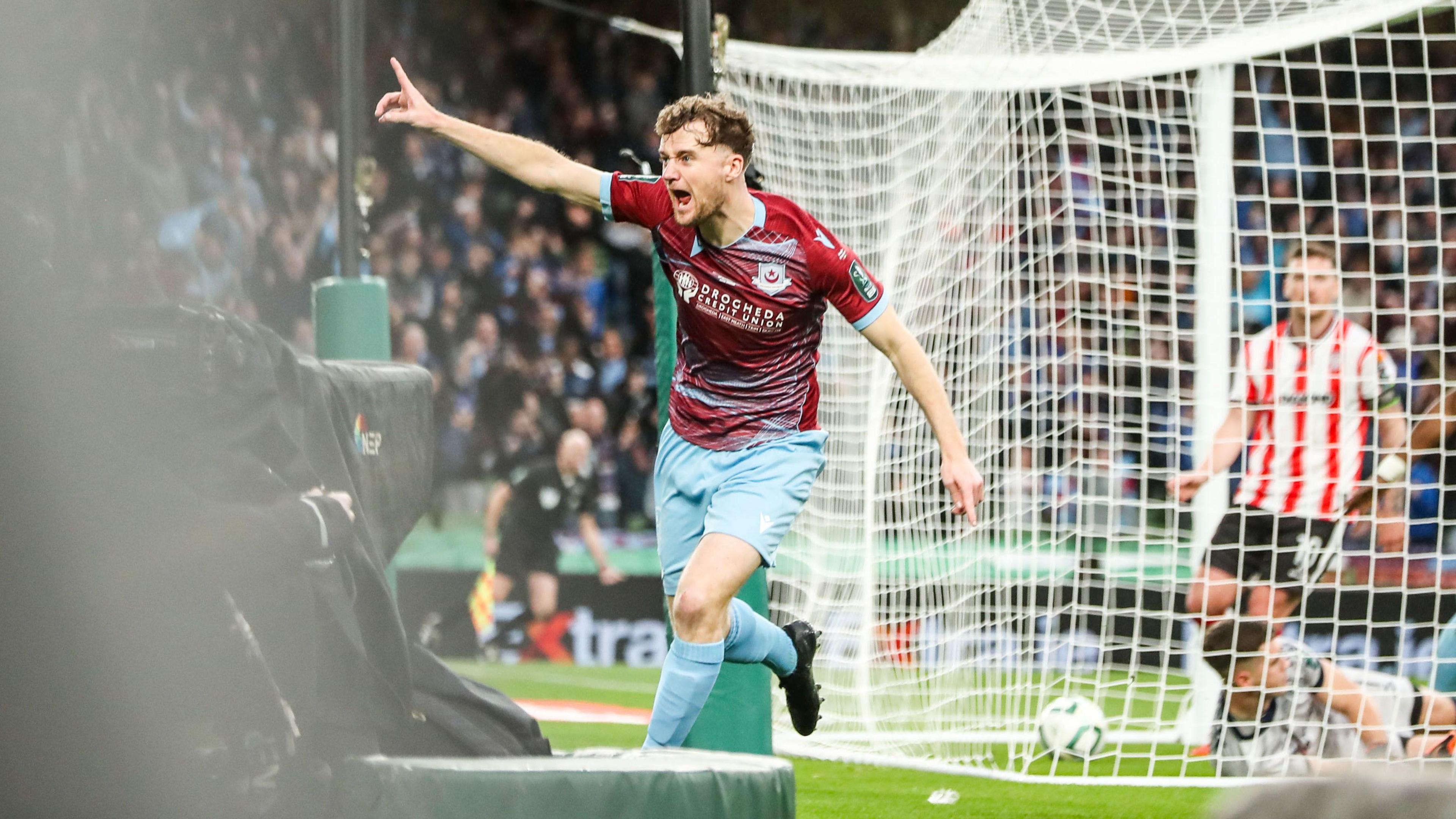 Andrew Quinn celebrates his goal