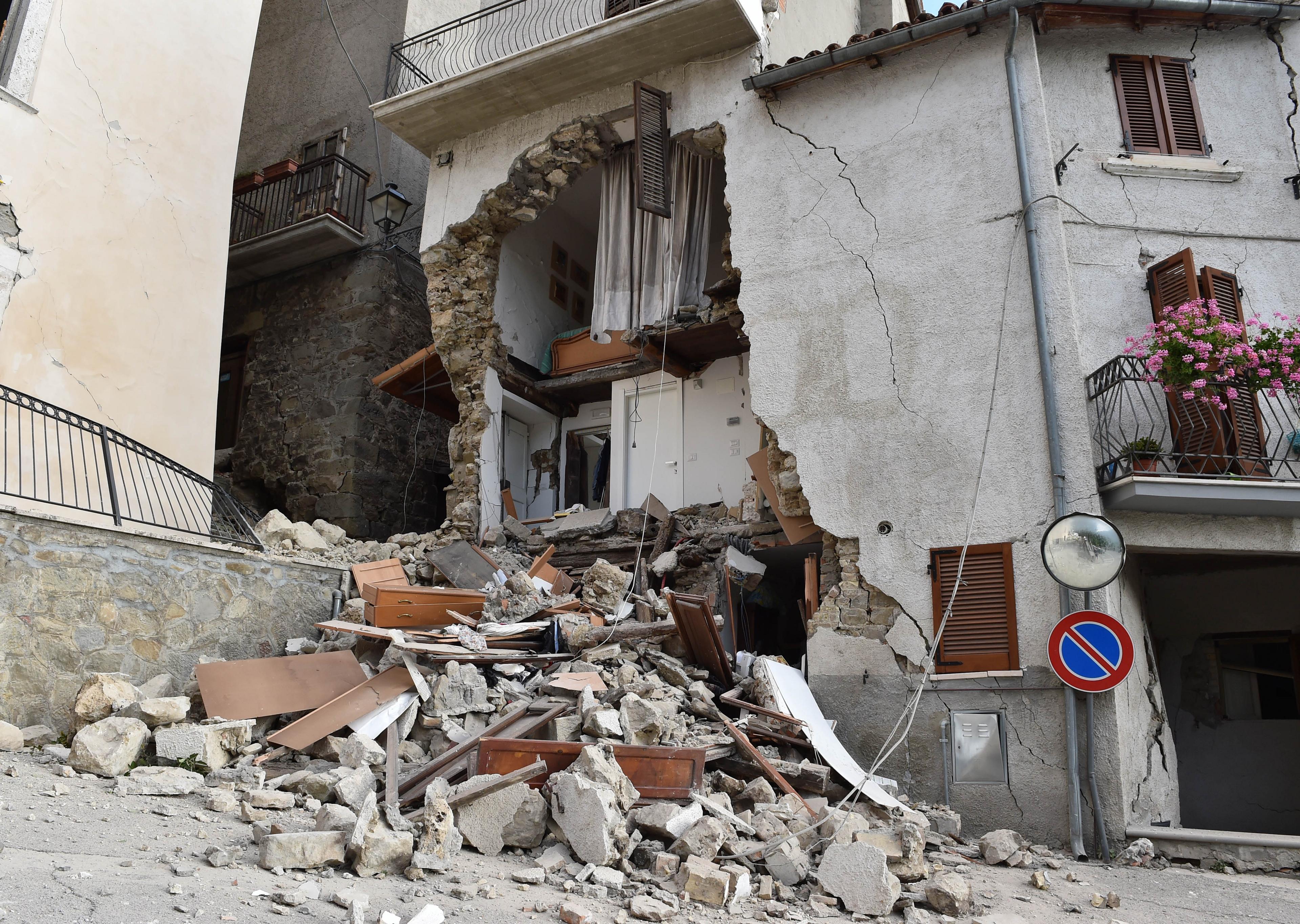 An earthquake damaged building.