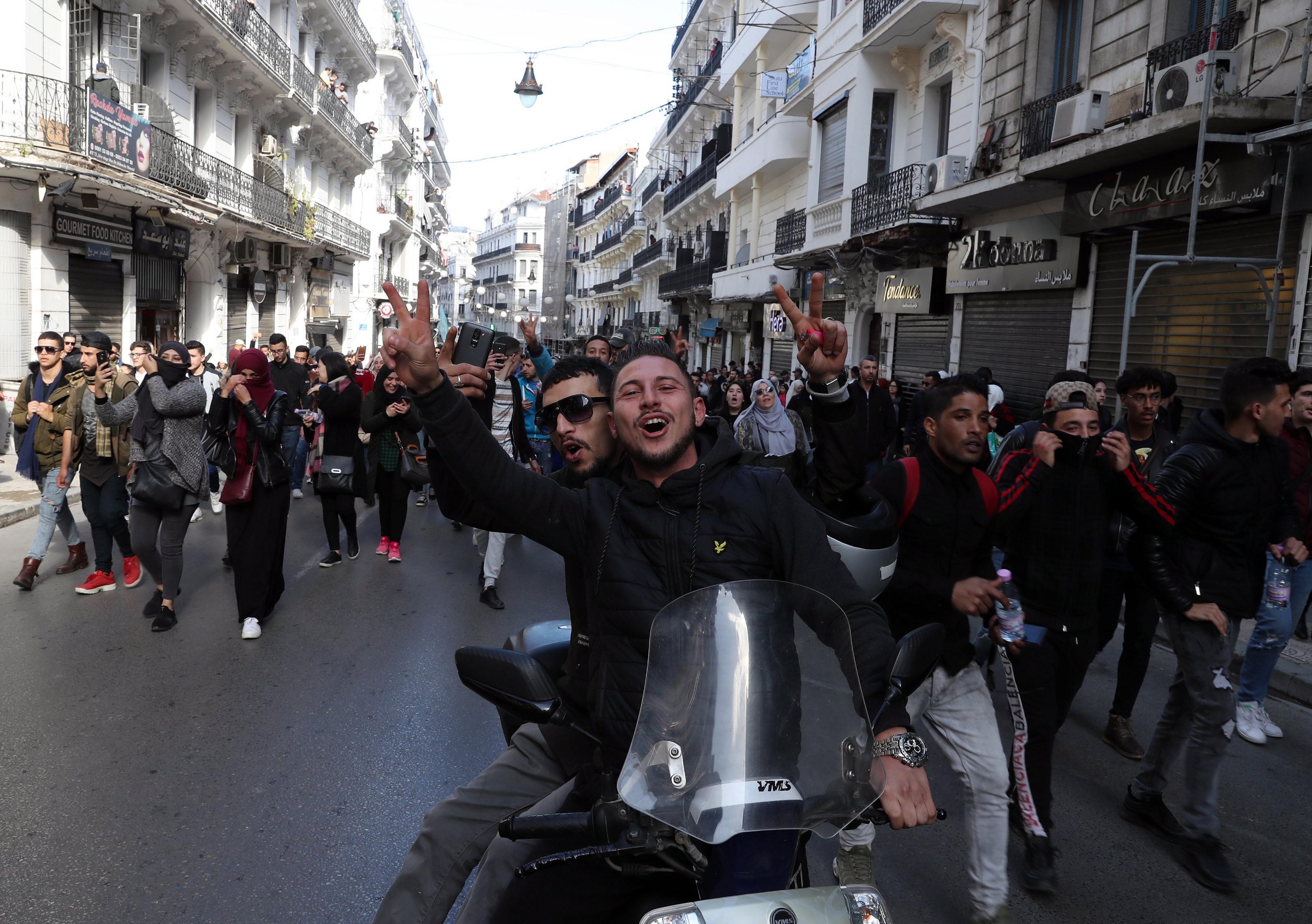 Algerian students protest against the fifth term of Abdelaziz Bouteflika in Algiers