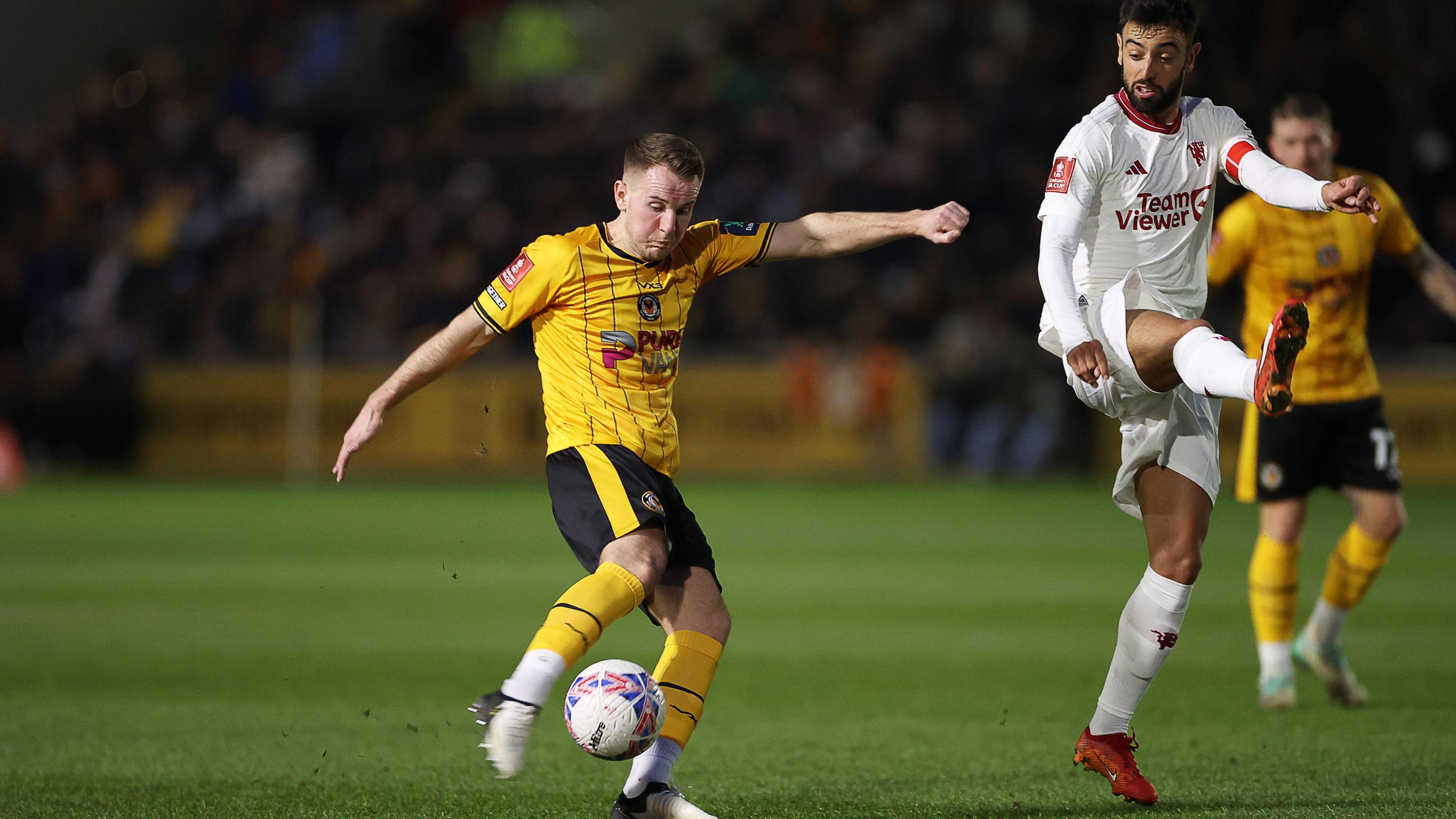 Bryn Morris scores for Newport against Manchester United