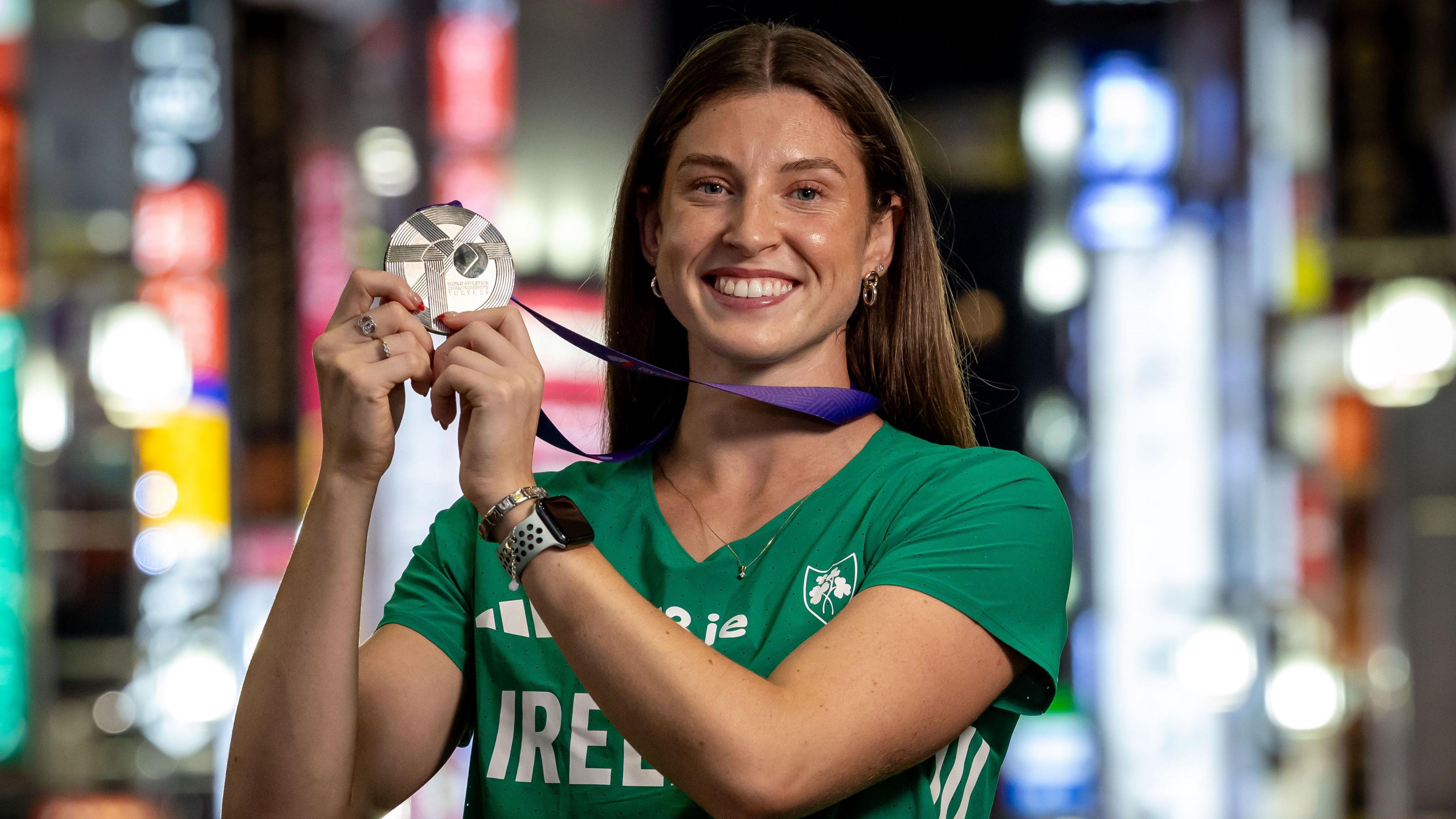 Kate O'Connor with her silver medal in Tokyo