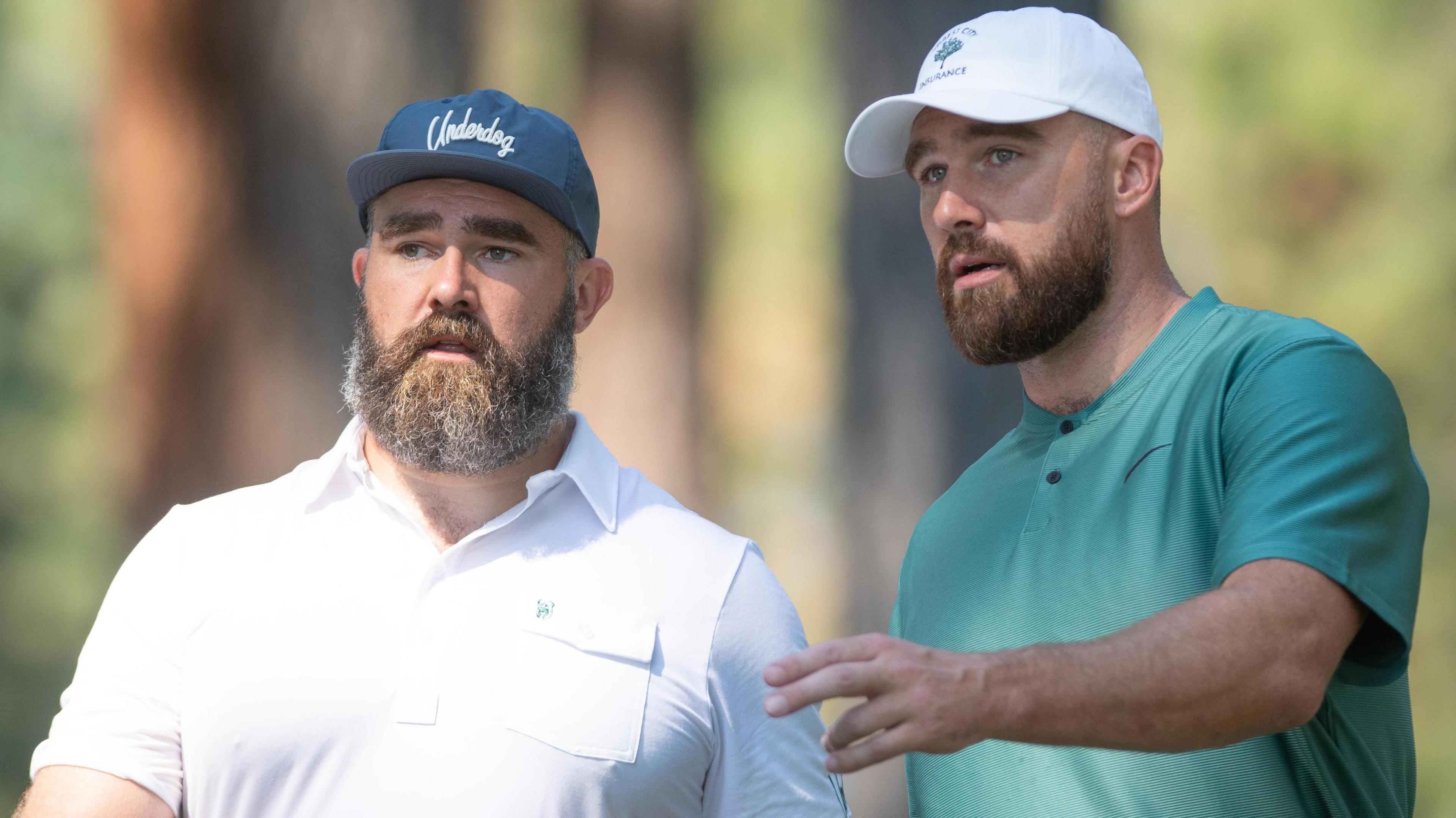 Jason Kelce (left) and his brother Travis Kelce