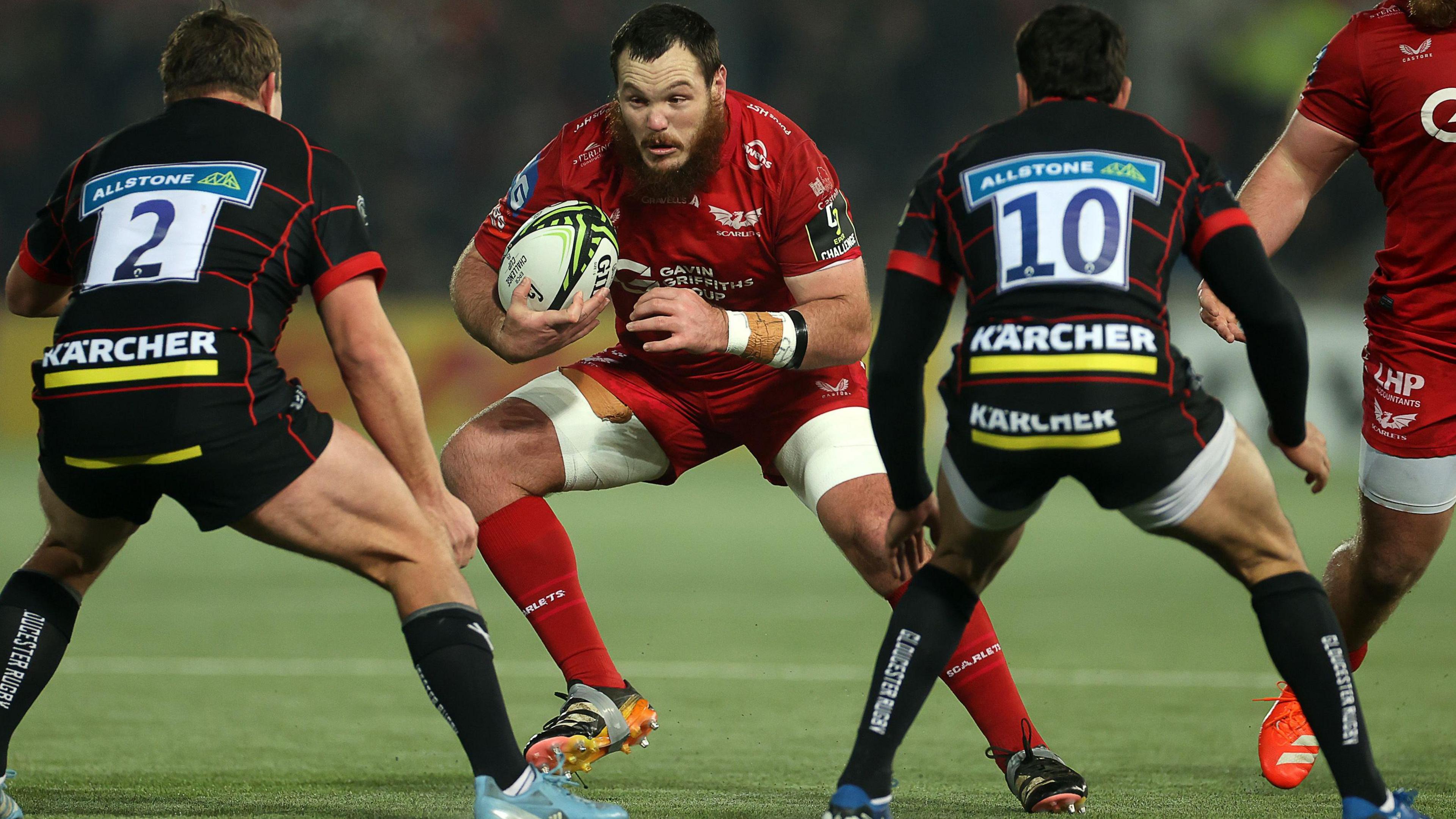 Marnus van der Merwe carries hard for Scarlets at Gloucester