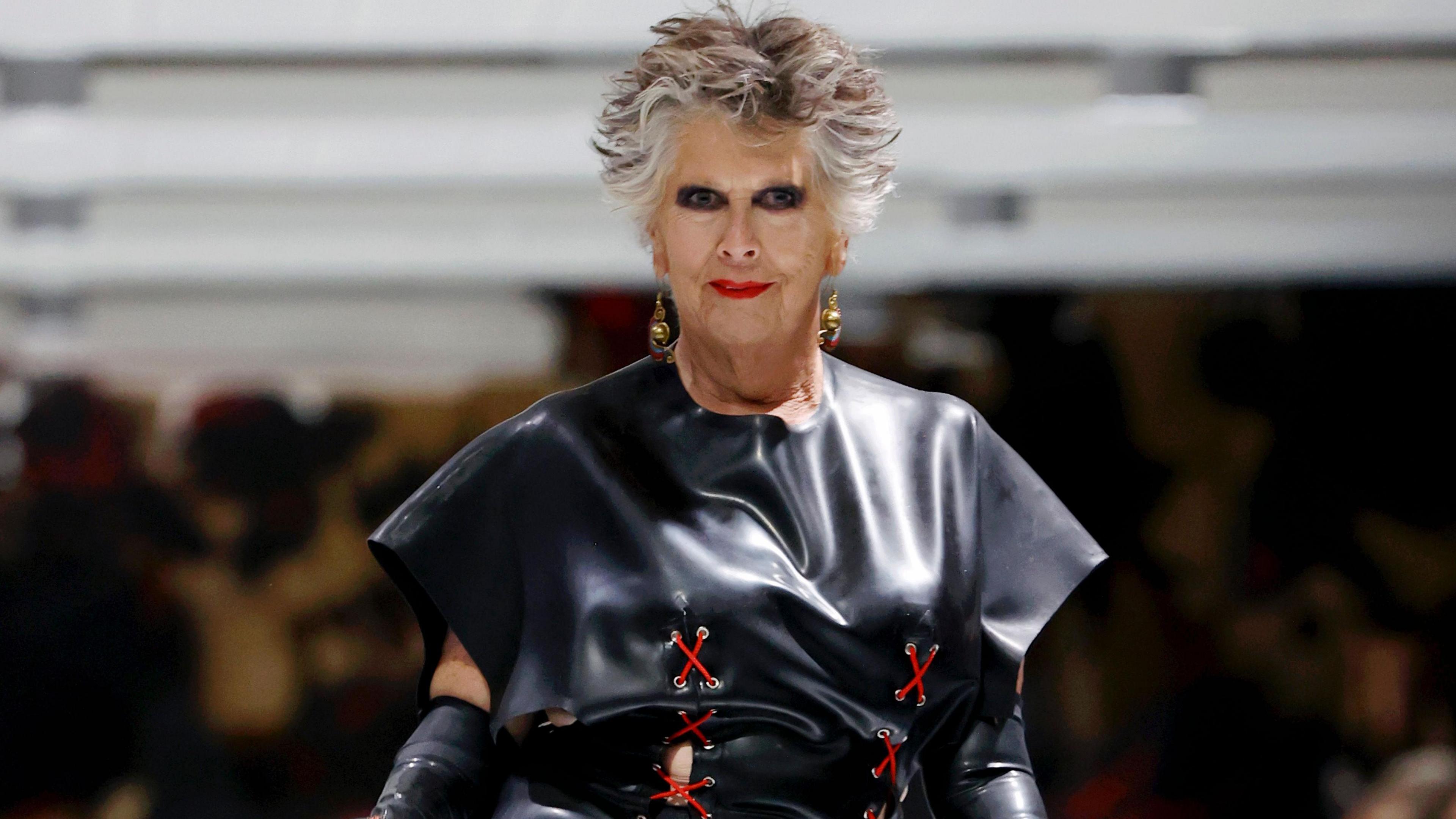 Bake Off judge Prue Leith debuts new look at London Fashion Week - BBC News