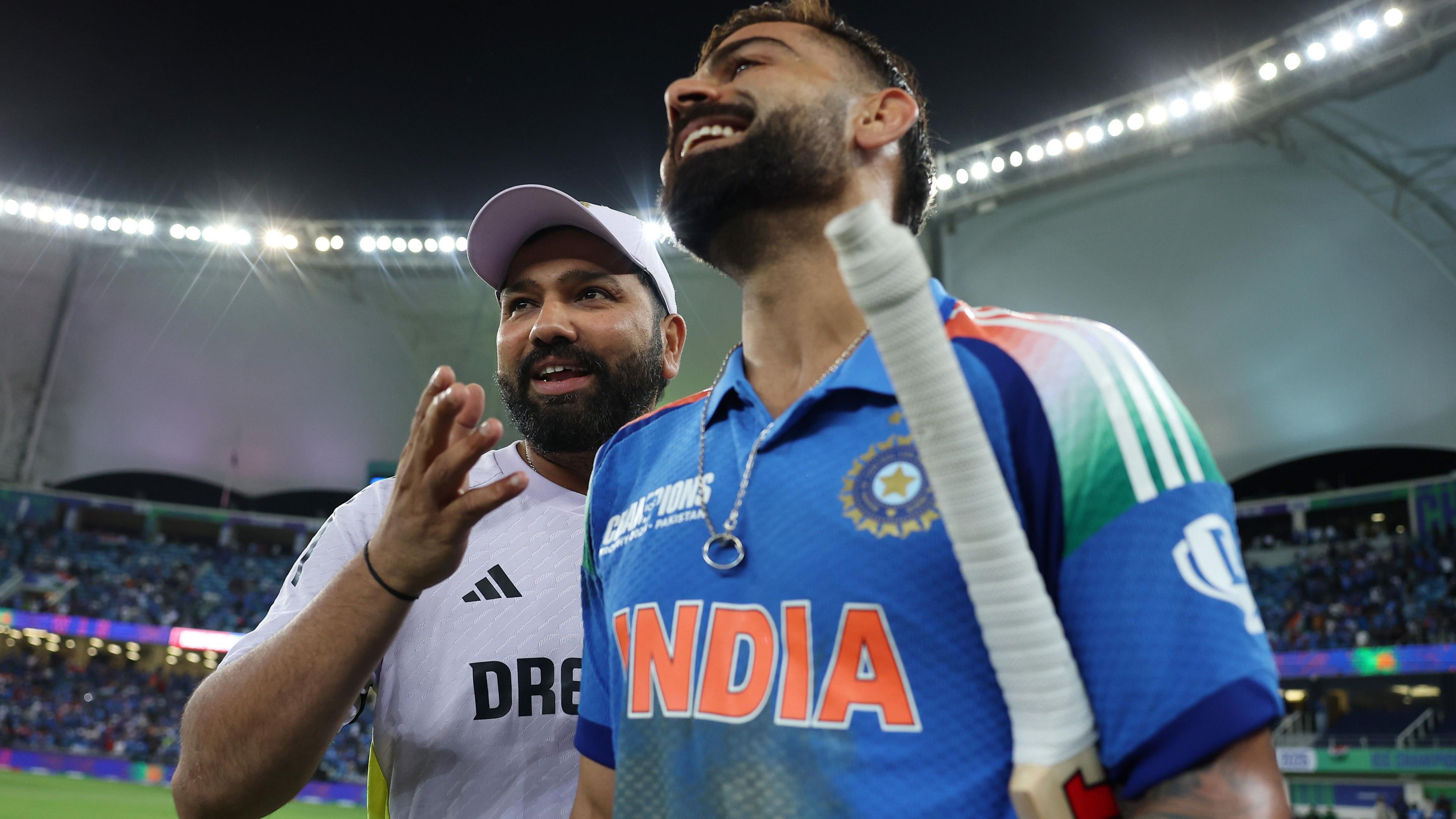 Rohit Sharma & Virat Kohli smile