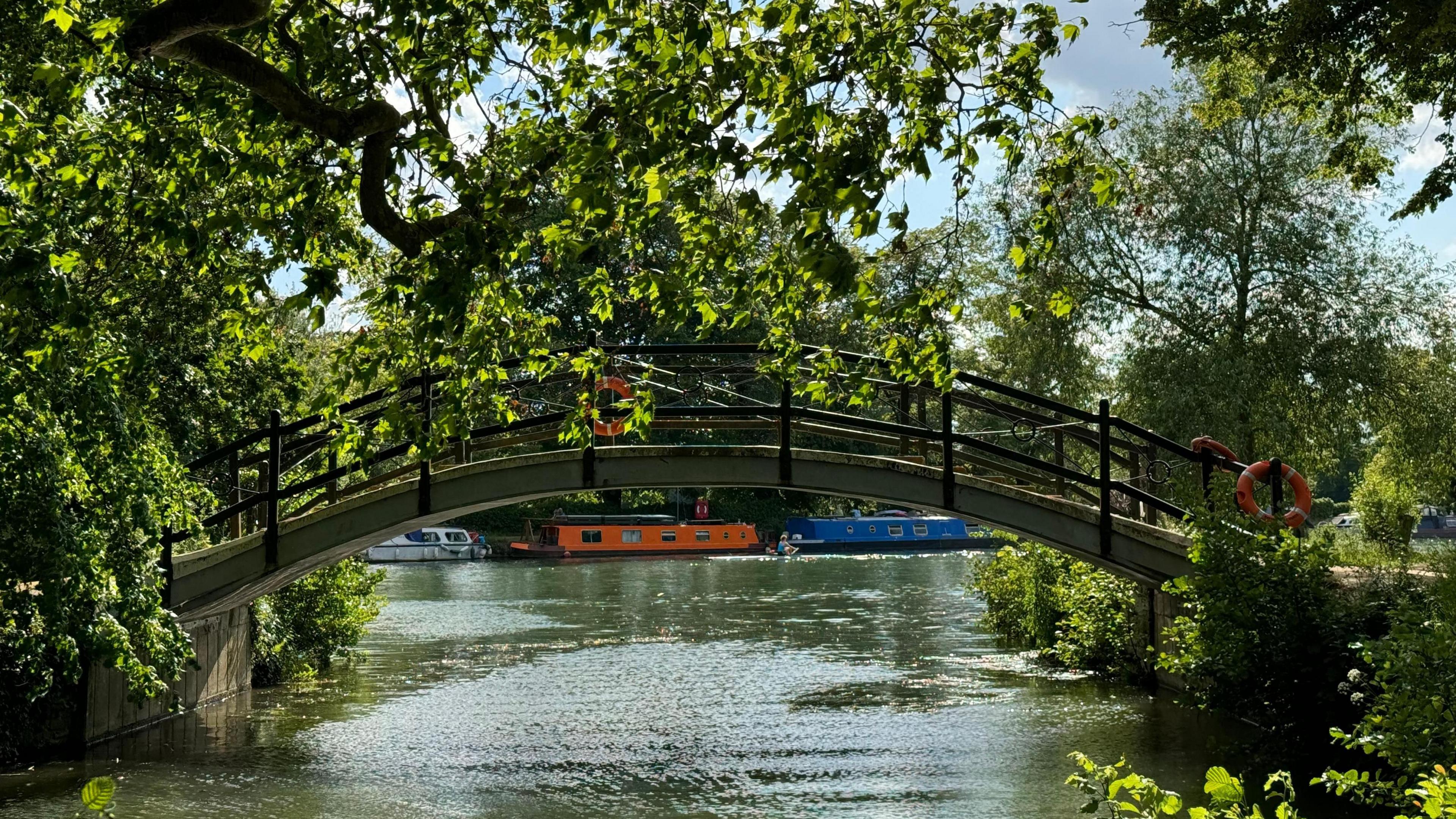 FRIDAY - A perfectly framed view of the river at Oxford