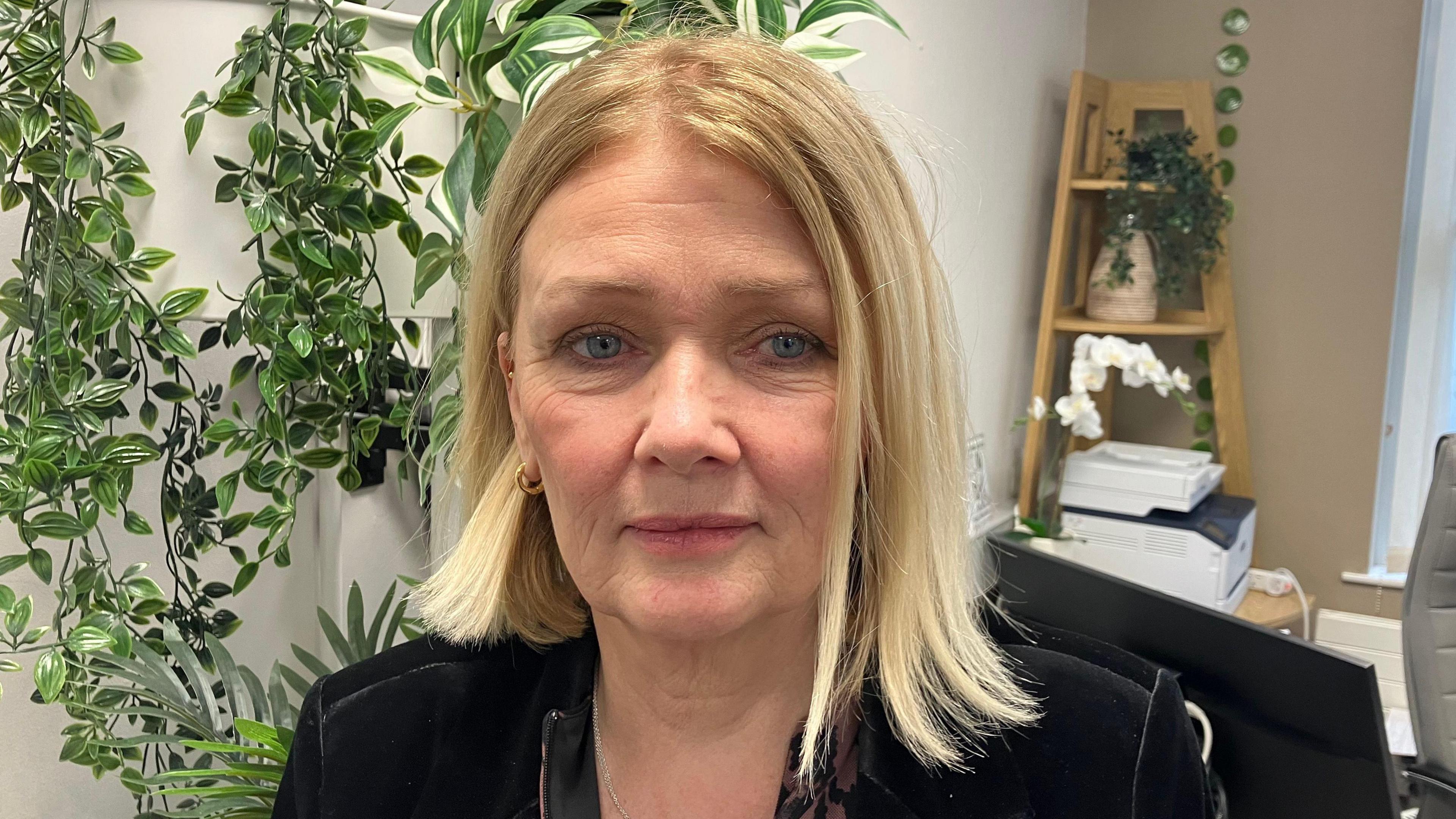 NI Education: Head teachers enter dispute with education department