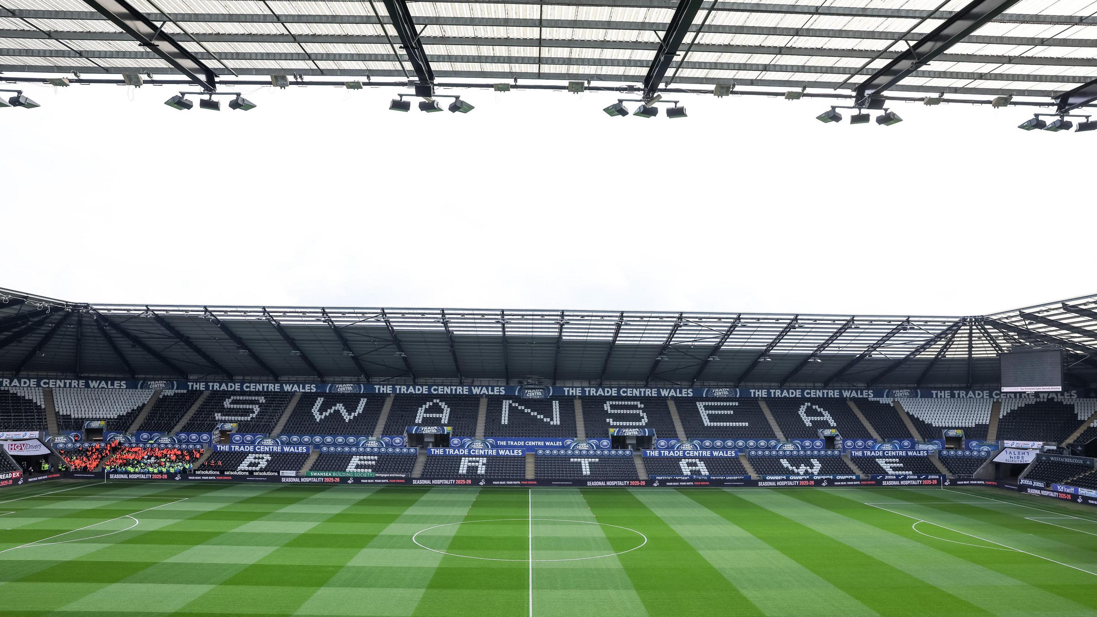 Council agrees Swansea.com Stadium sale to Swans