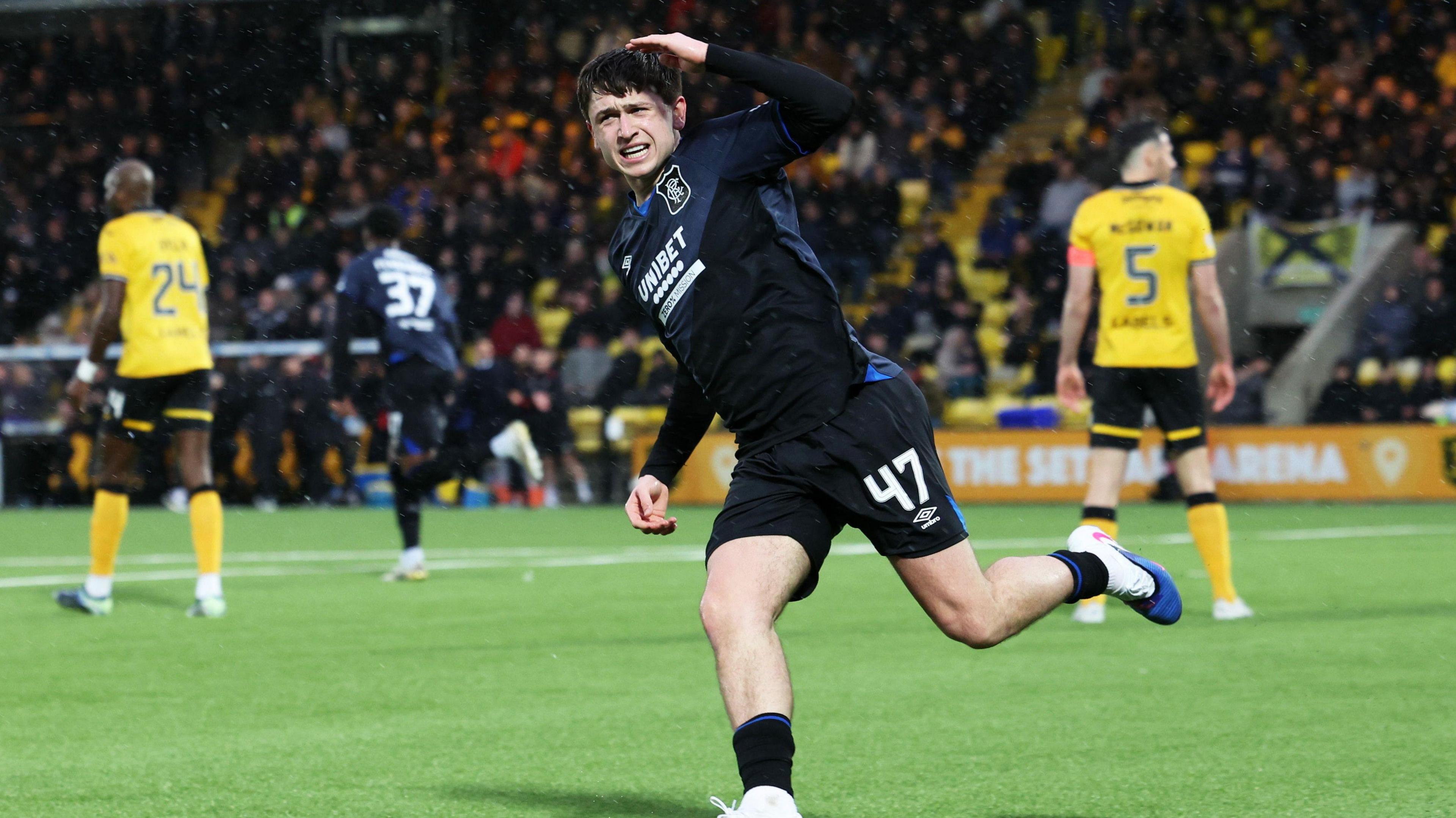 Mikey Moore celebrates