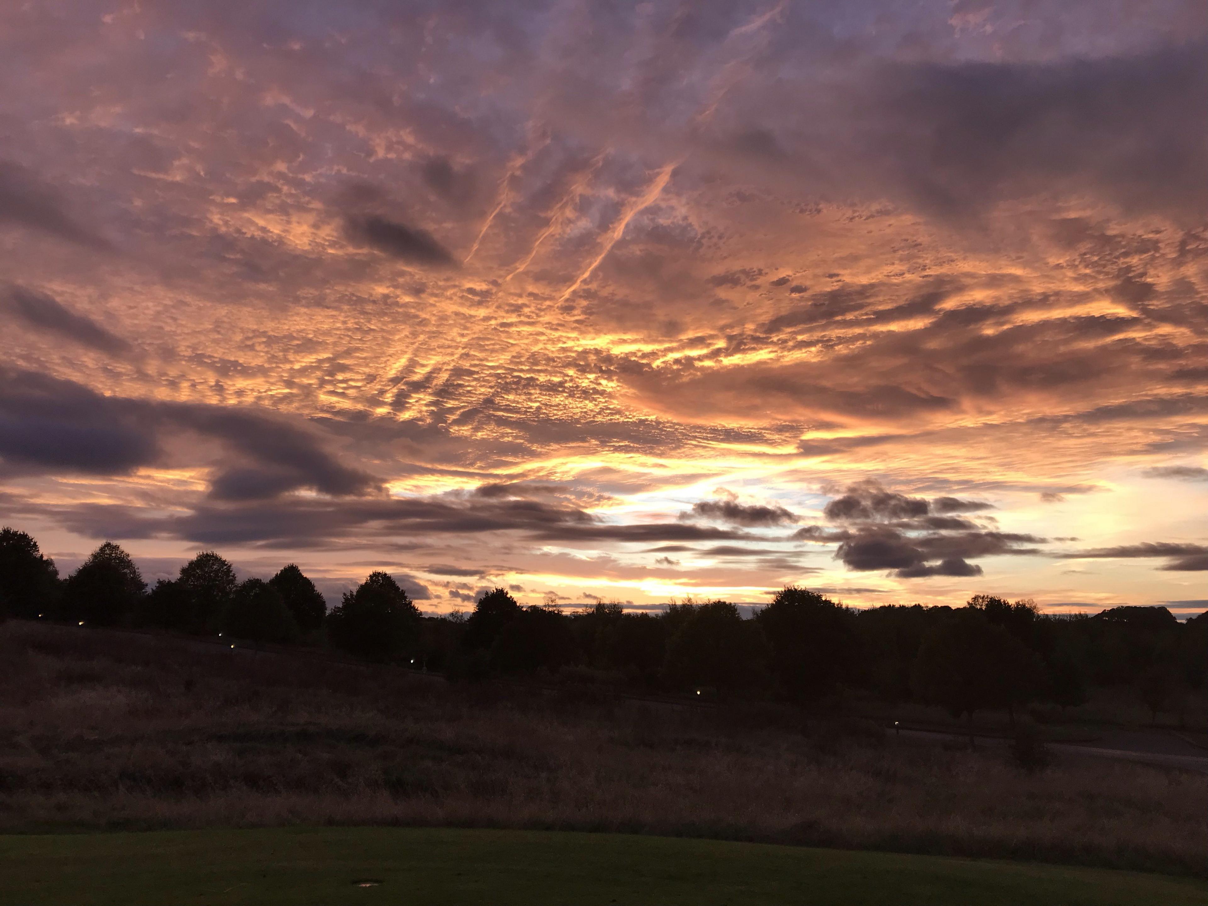 The evening sky at the Oxfordshire Golf Club