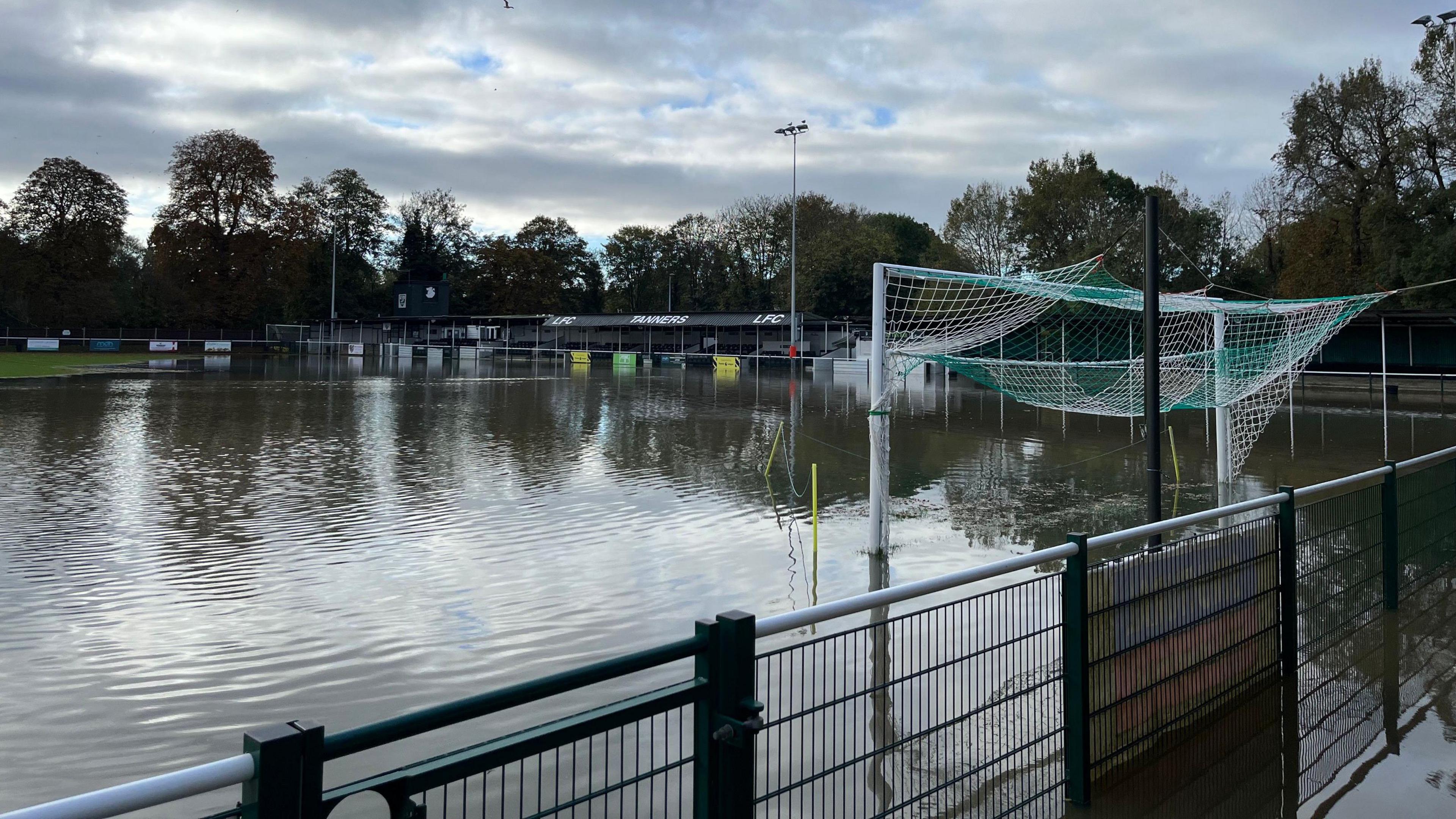 Leatherhead FC