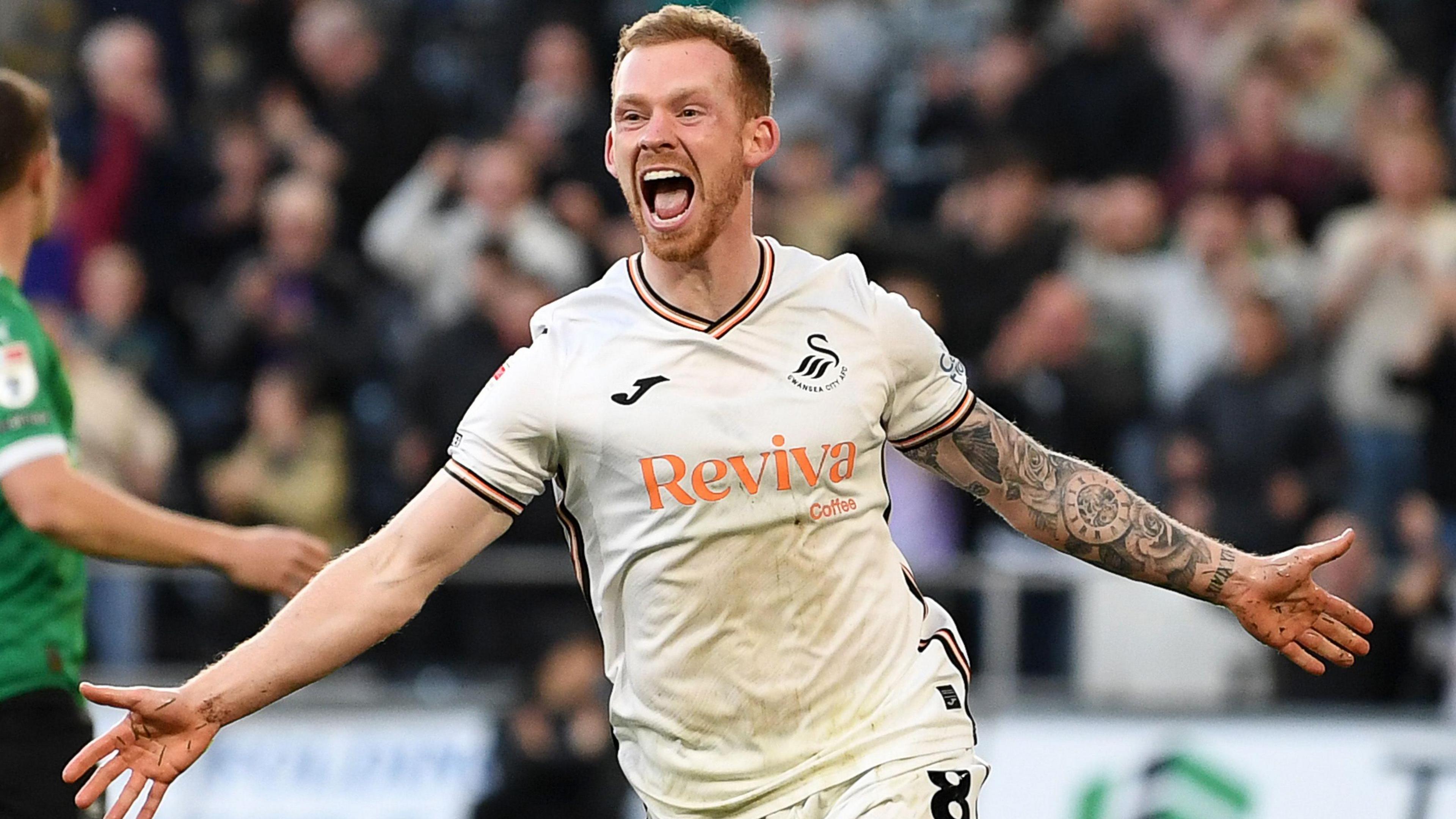 Lewis O'Brien celebrates his goal