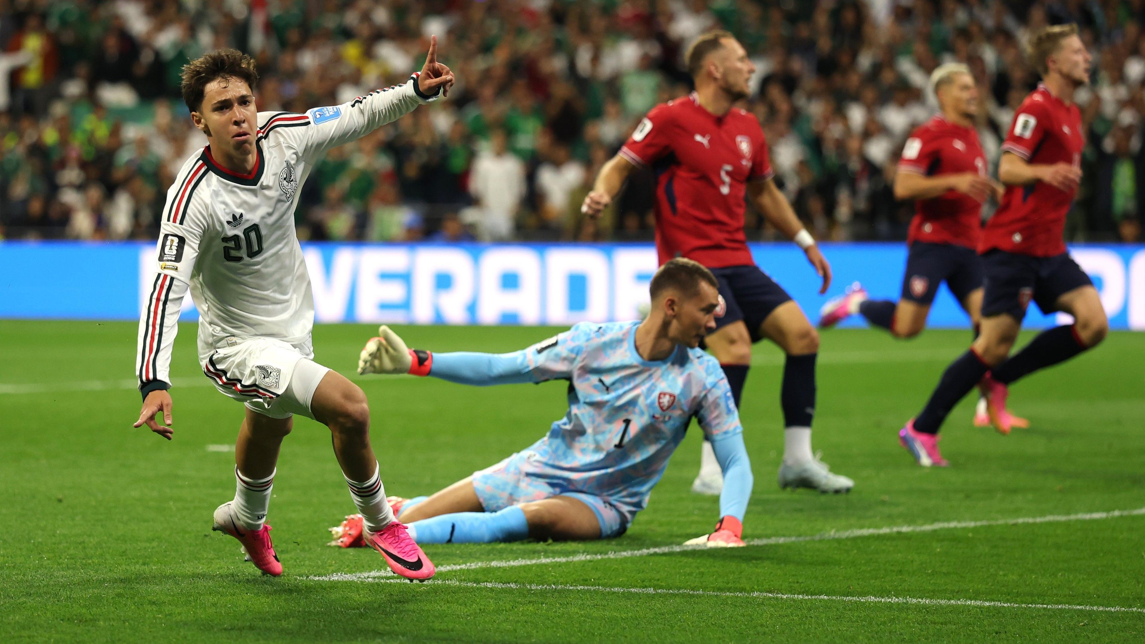 Mateo Chavez celebrates his goal for Mexico against Czech Republic