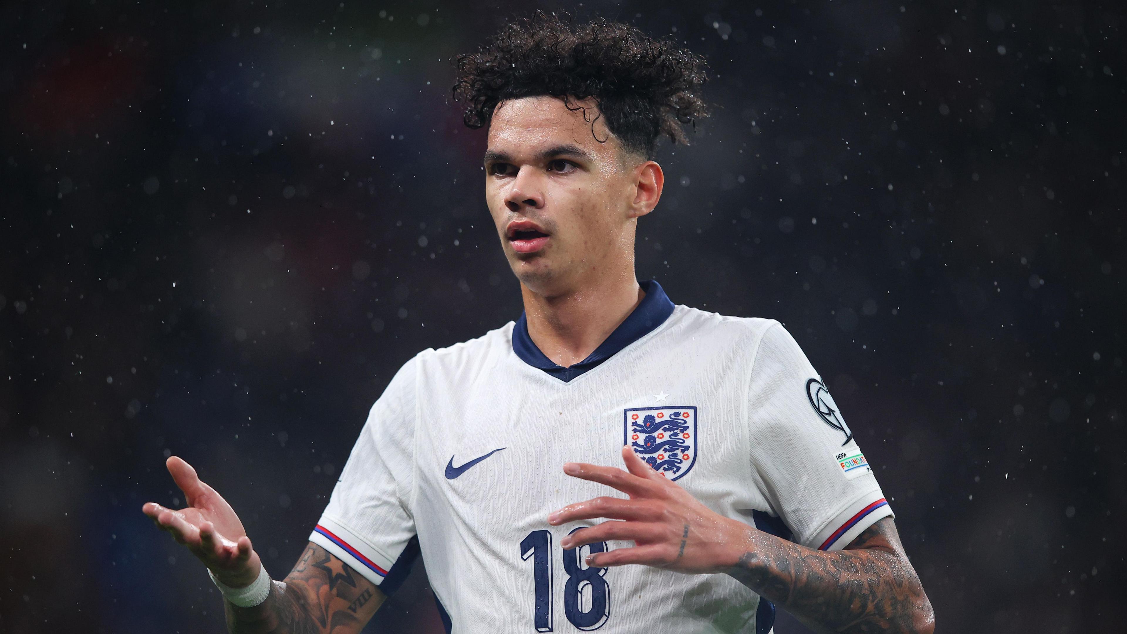 Nico O'Reilly asks for the ball