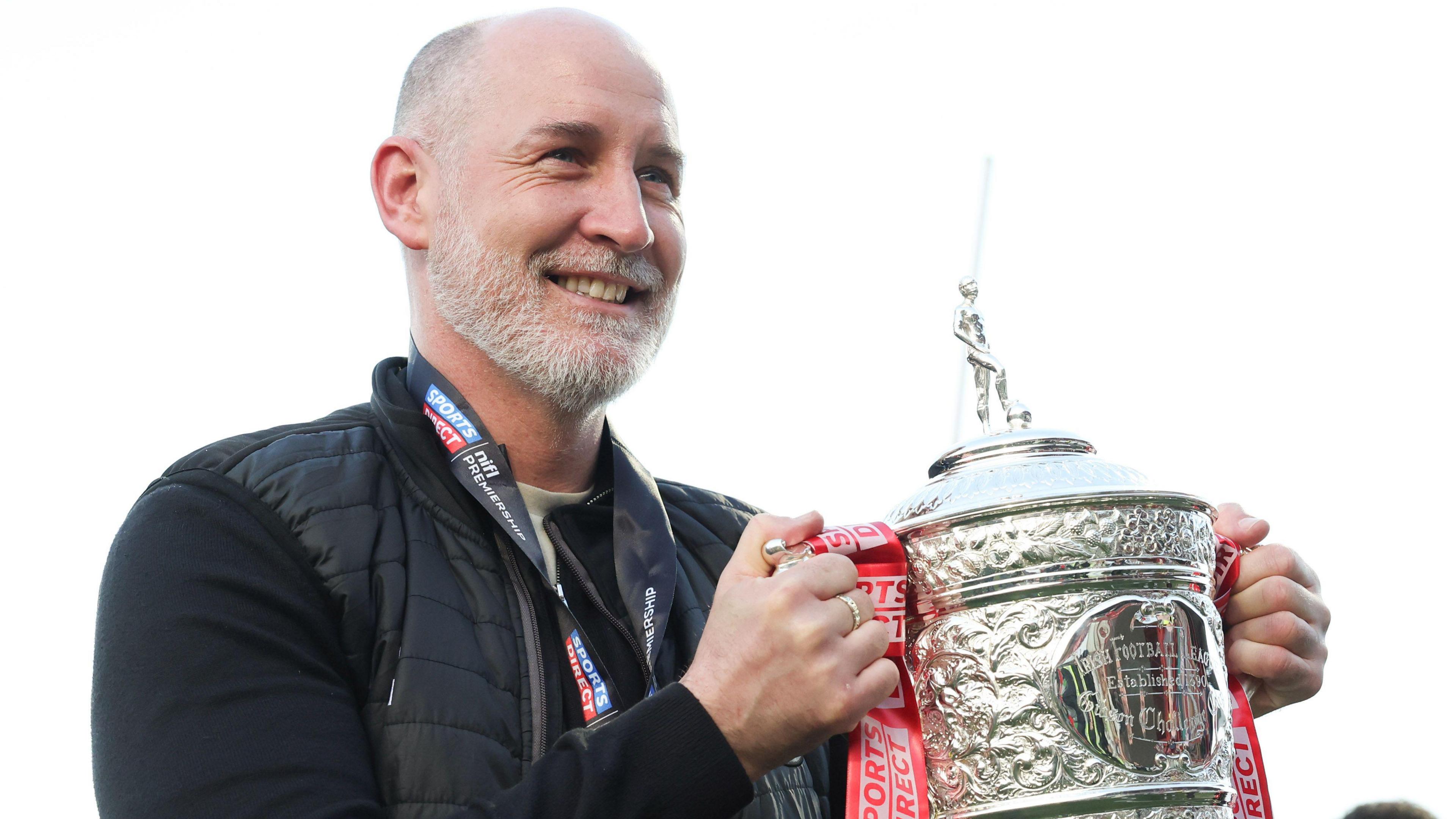 Gary Haveron with the Gibson Cup