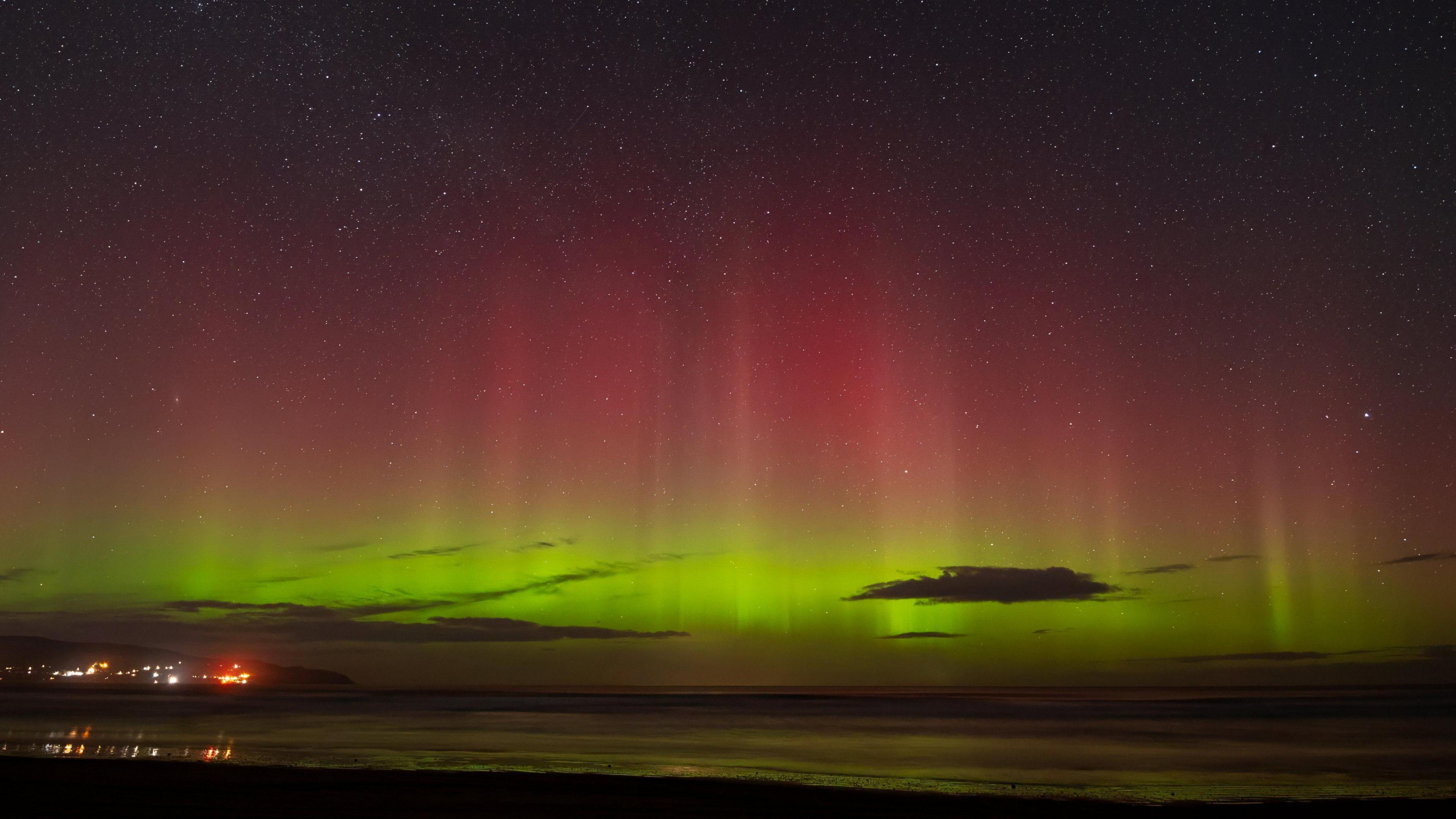 Benone Beach northern lights