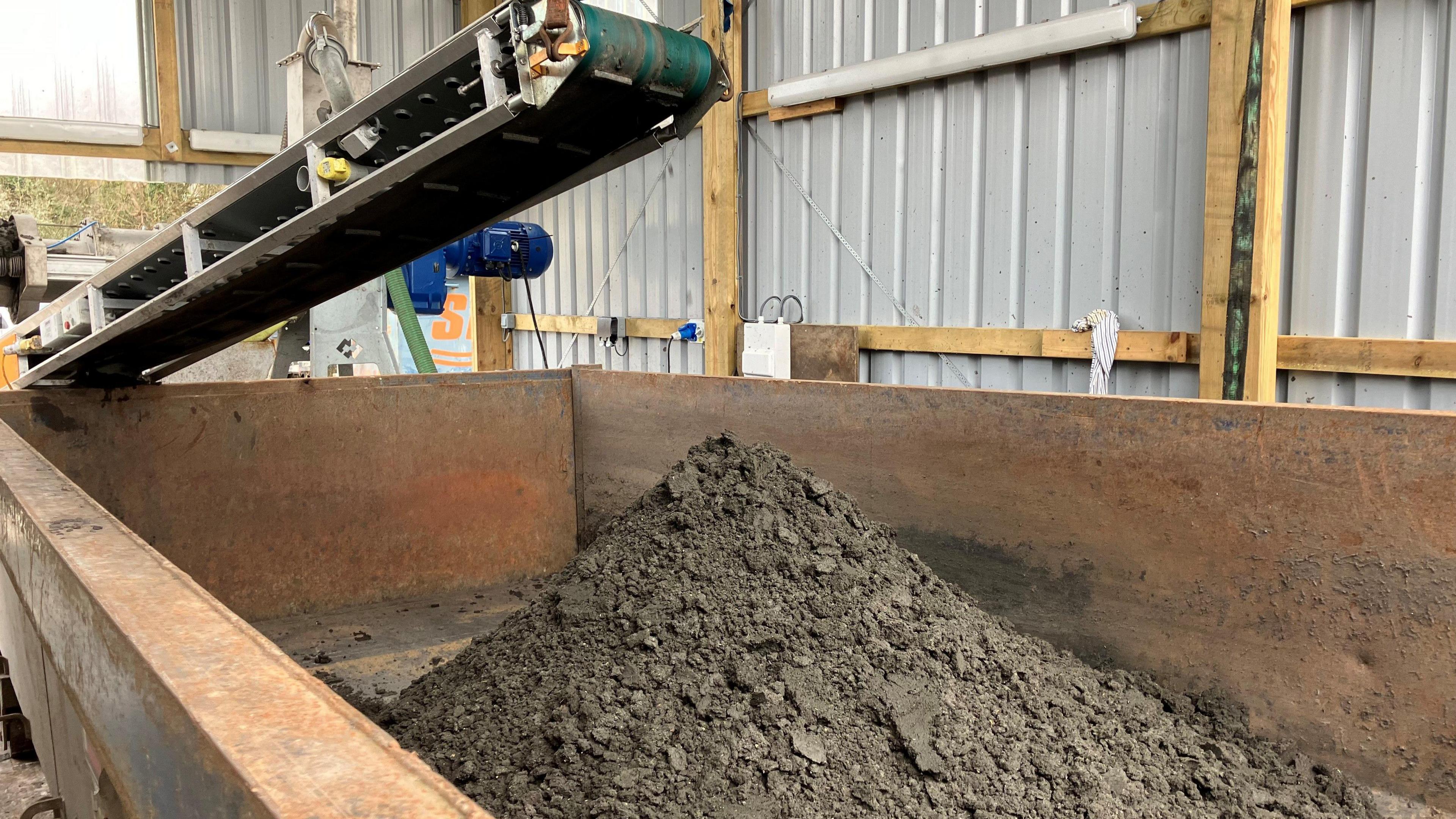 Solid waste from processing plant 