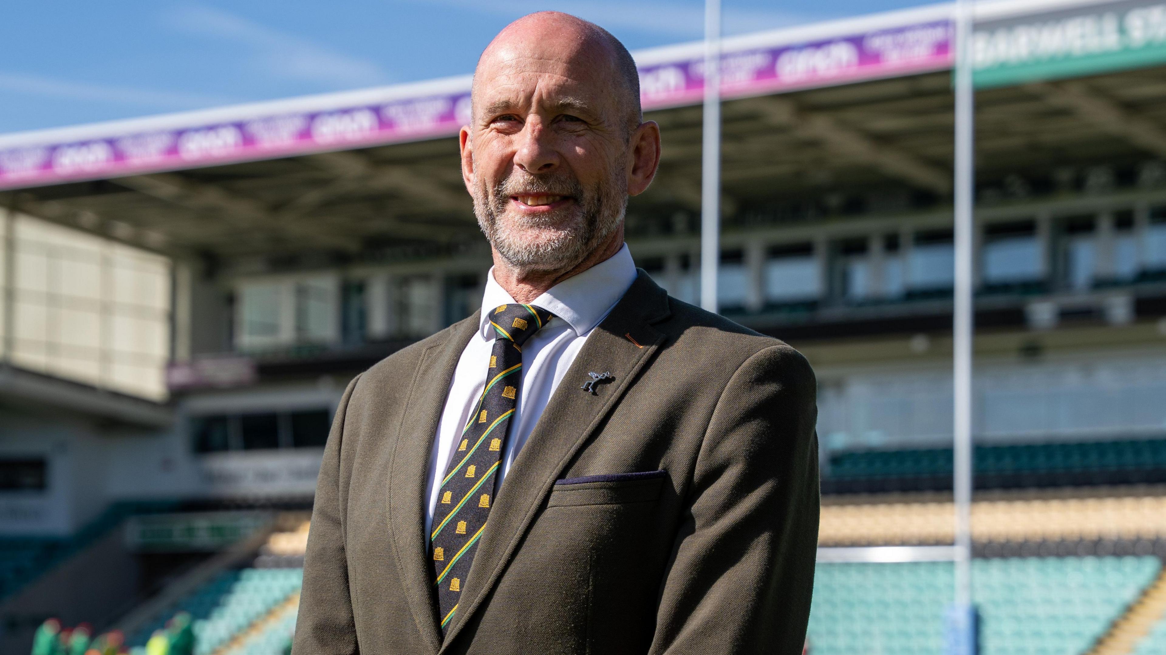 Former England Rugby physio Phil Pask named Saints' president - BBC News