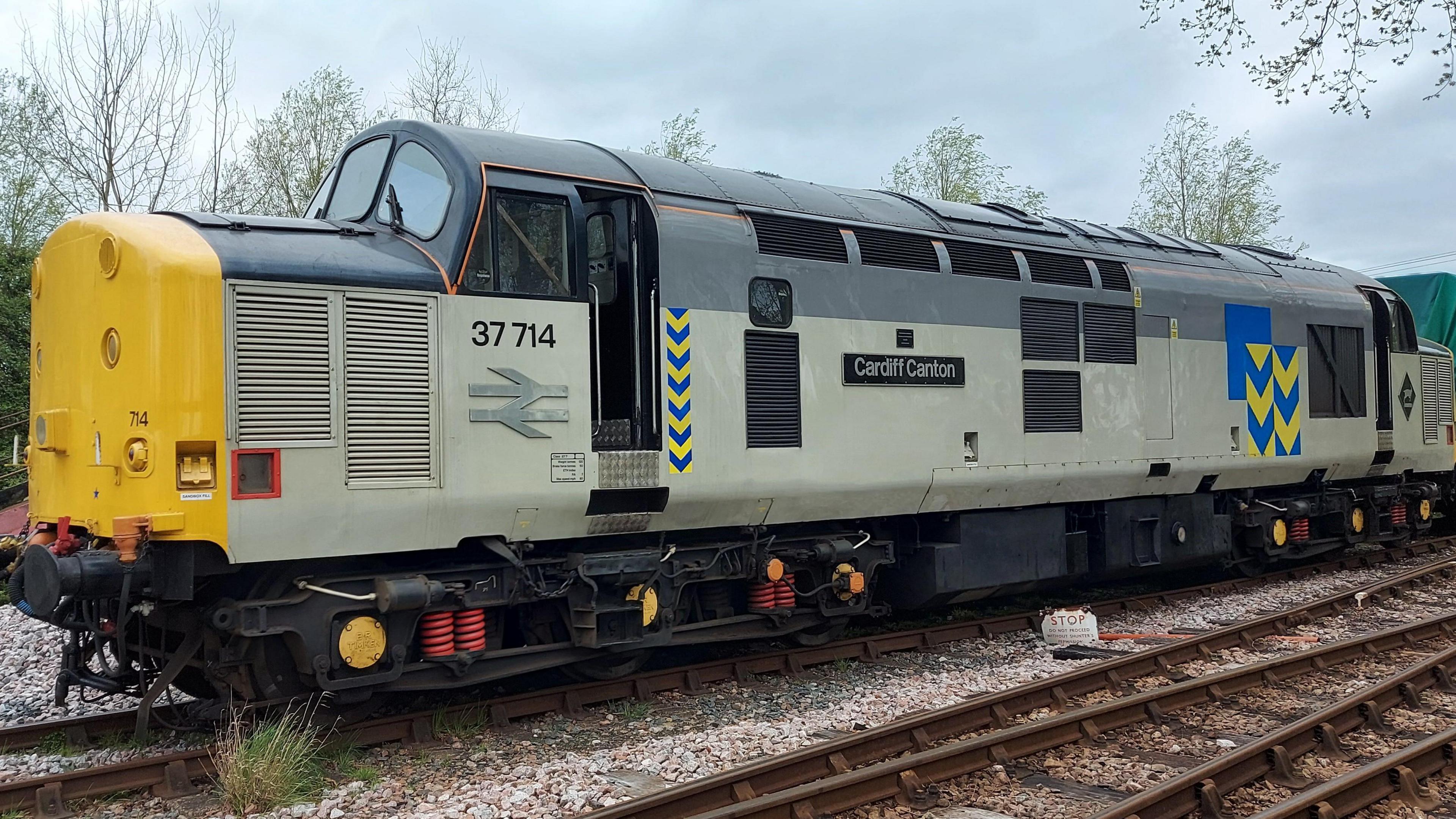 A class 37 rail diesel locomotive