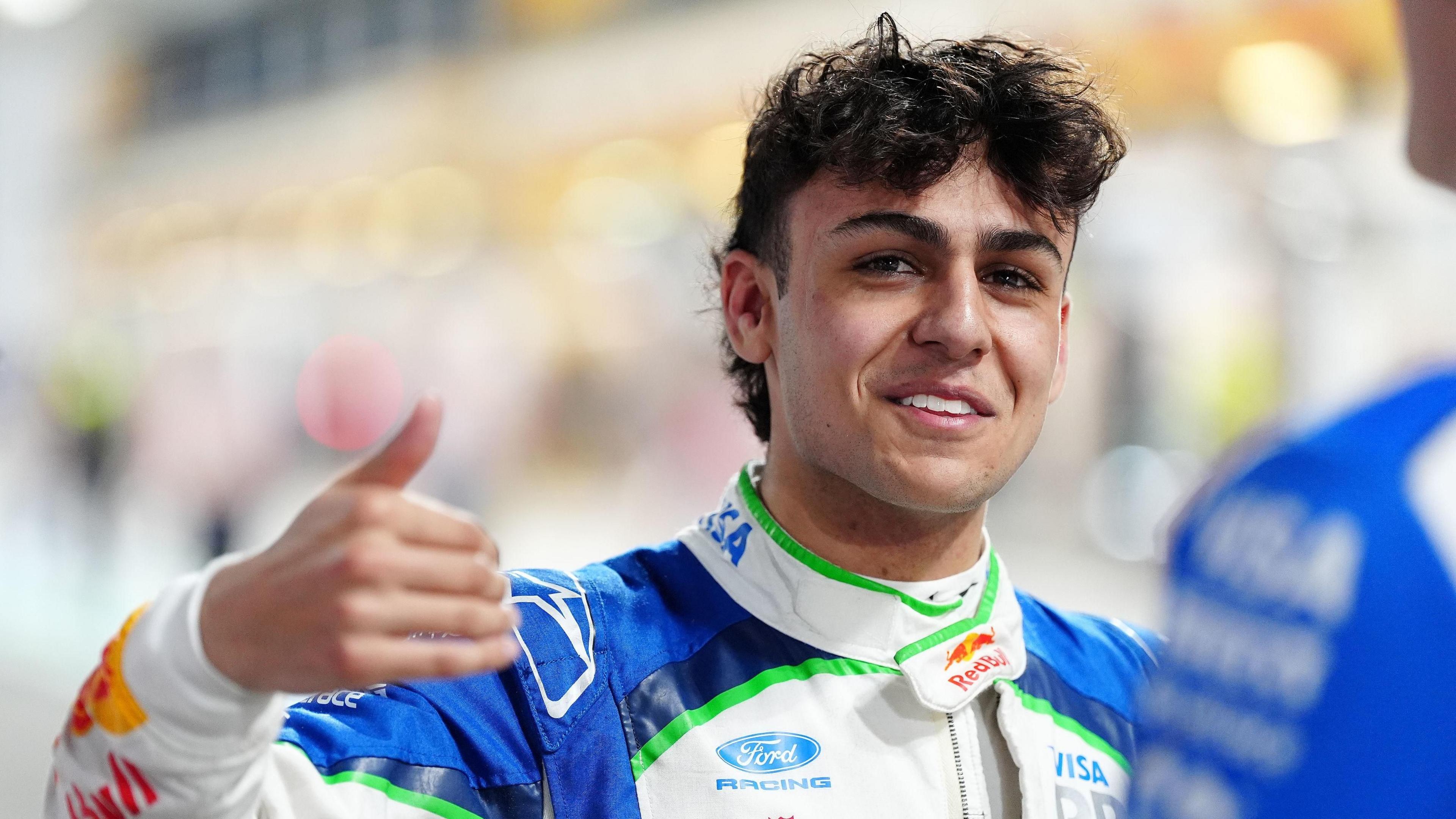 Arvid Lindblad giving a thumbs up