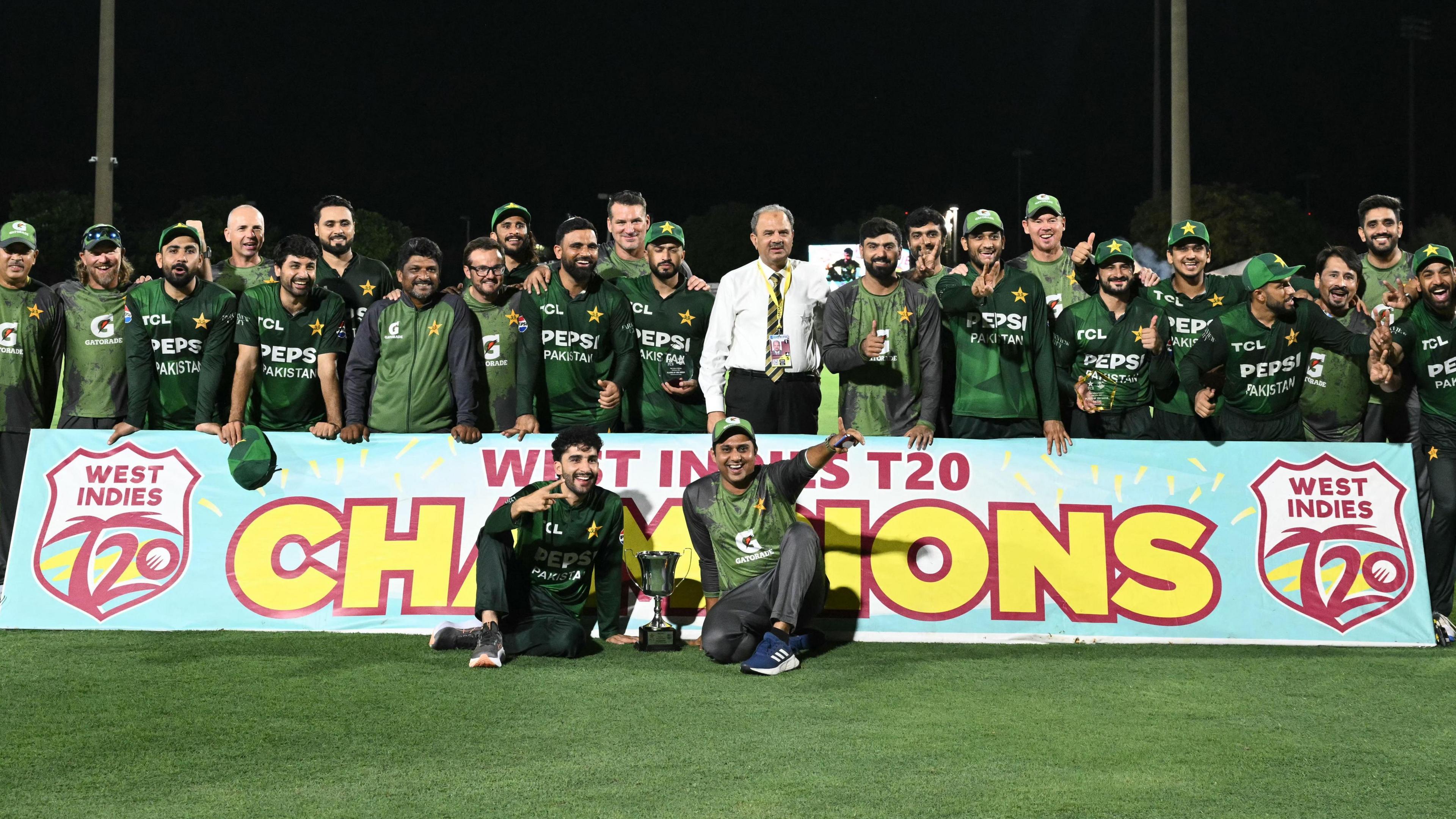Pakistan with the T20 series trophy