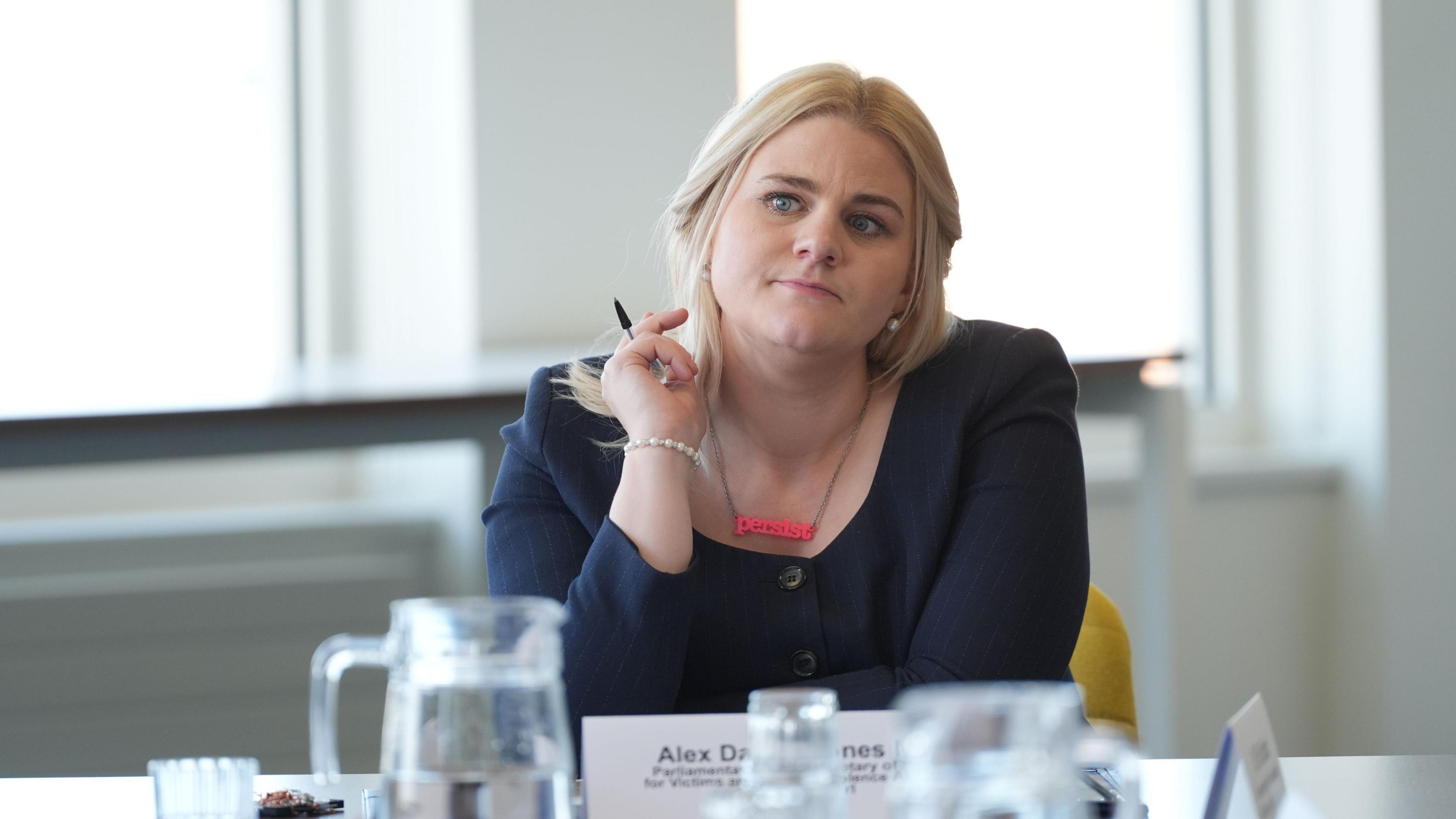 Alex Davies-Jones AS