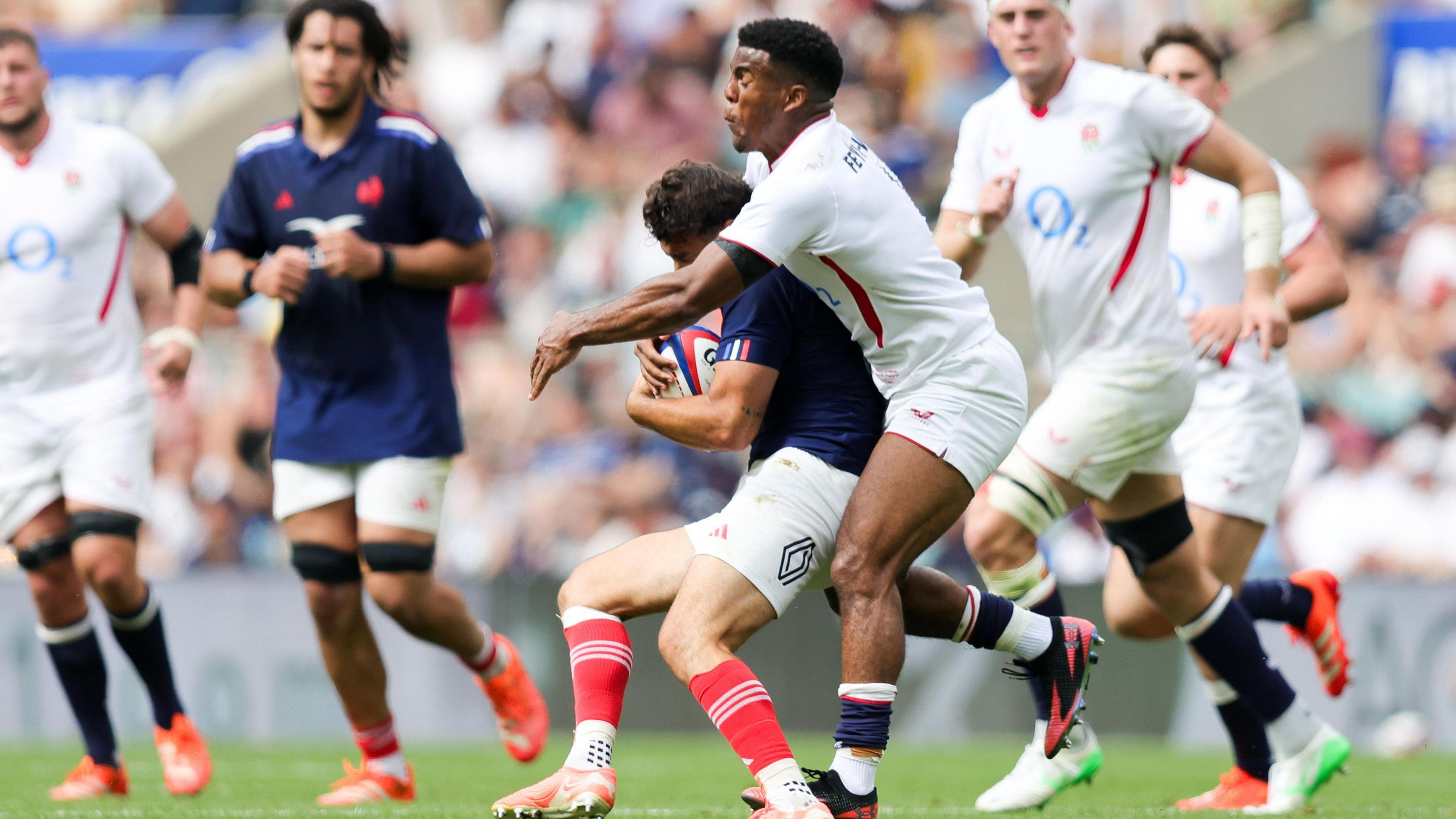 Immanuel Feyi-Waboso's high tackle on Antoine Hastoy