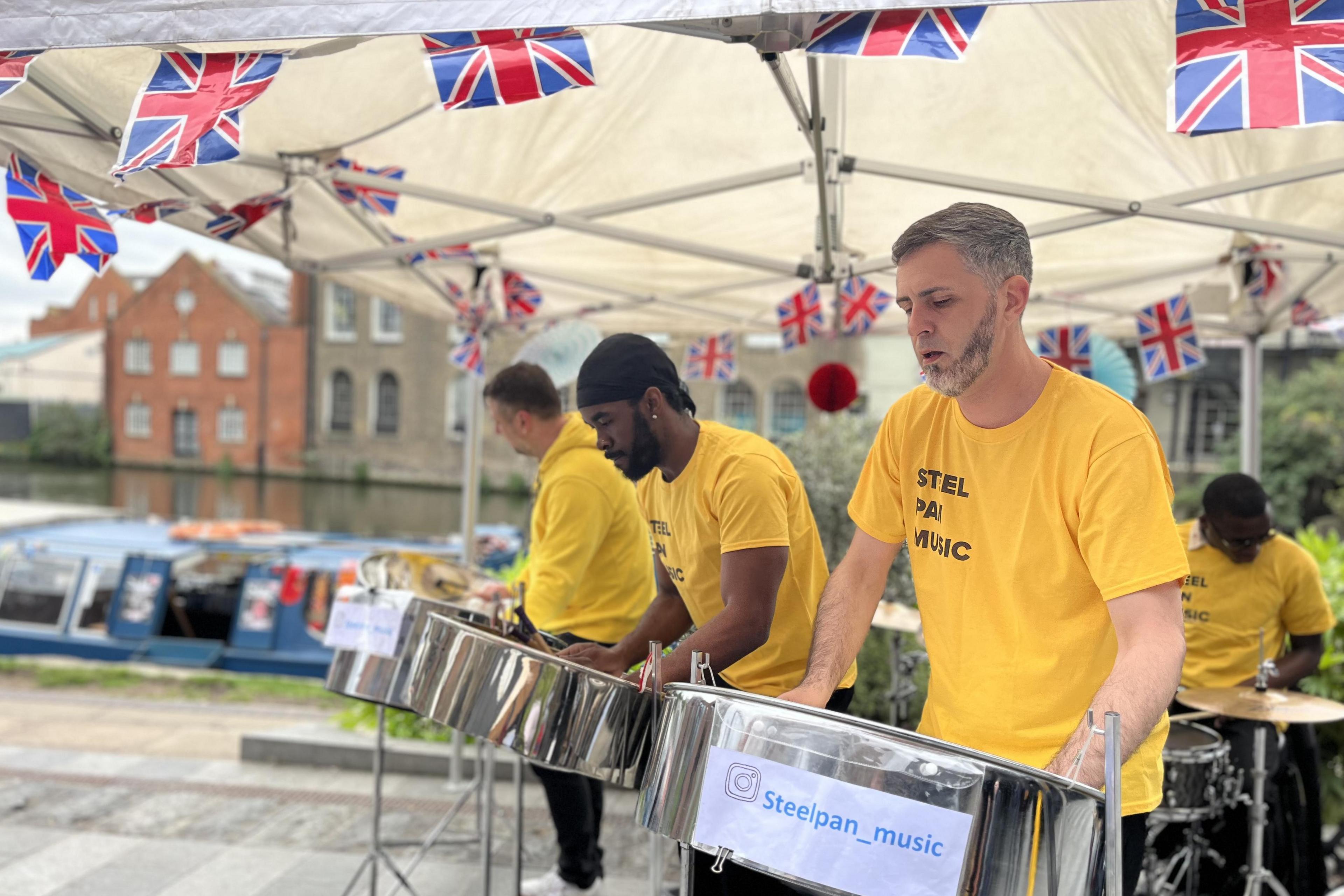 Steel band plays in Camden Lock.