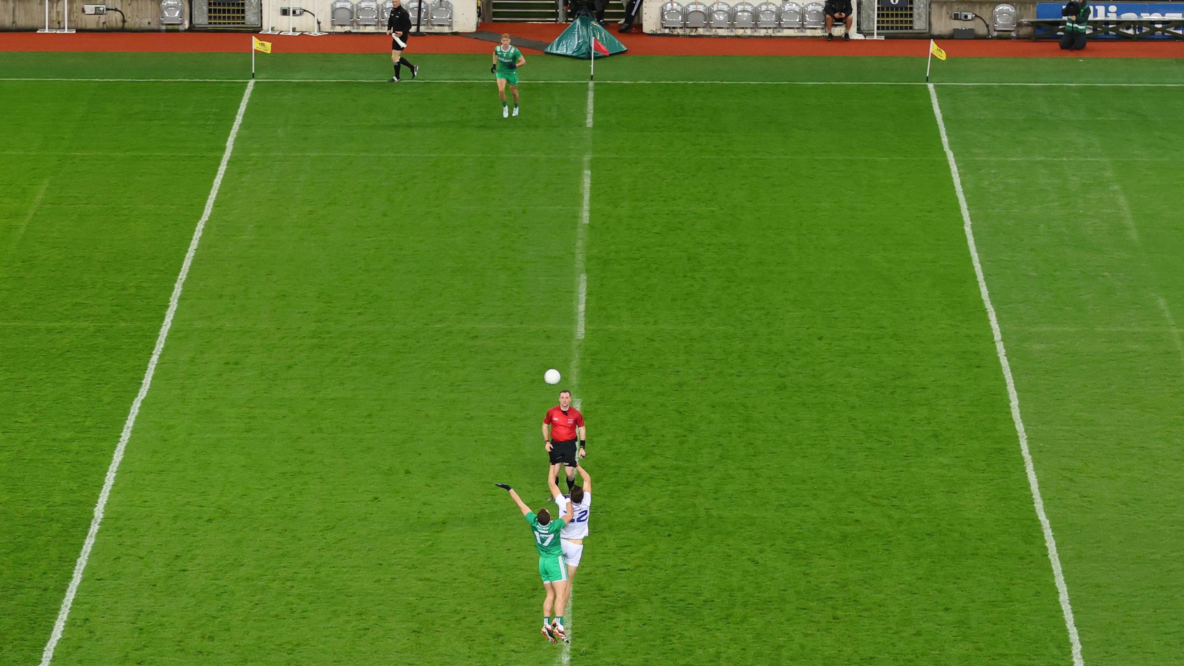 The one v one throw-in.