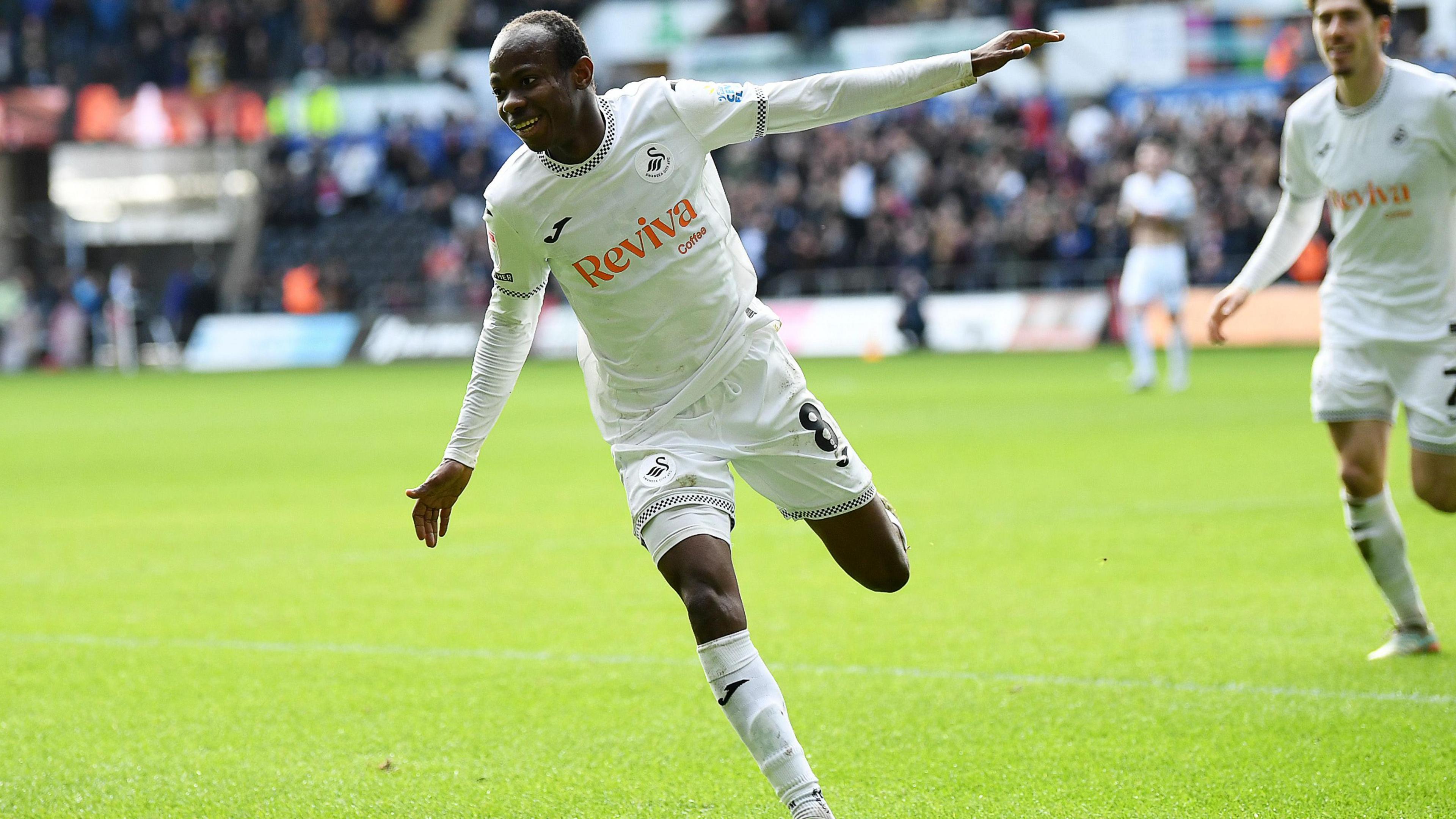 Malick Yalcouye celebrates 