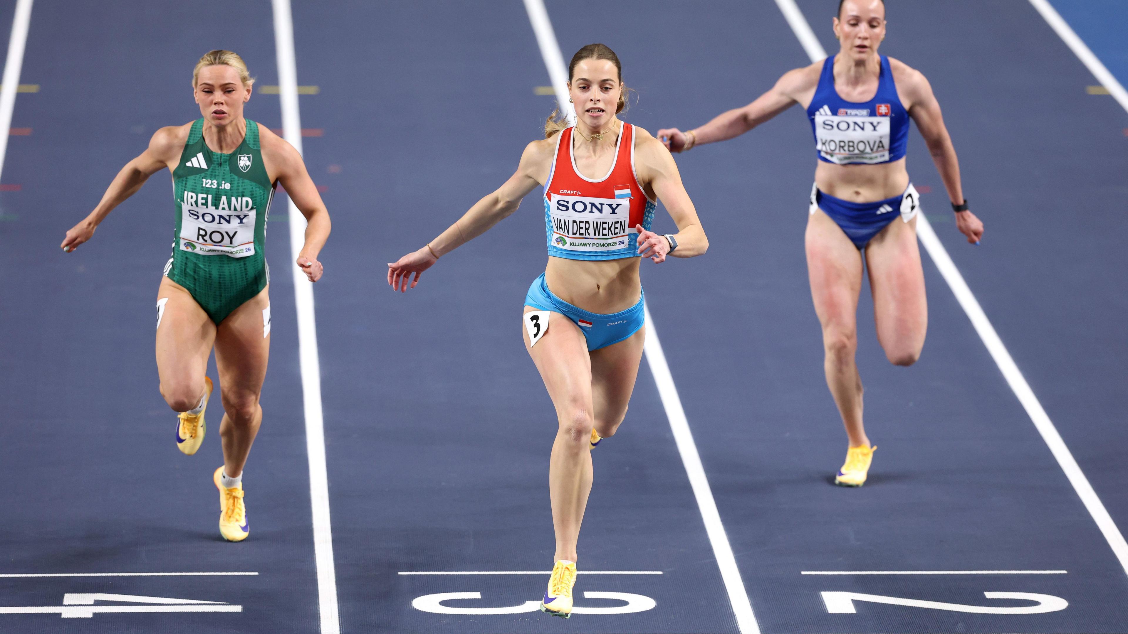 Lauren Roy in a race at the World Indoors Athletics Championships in March