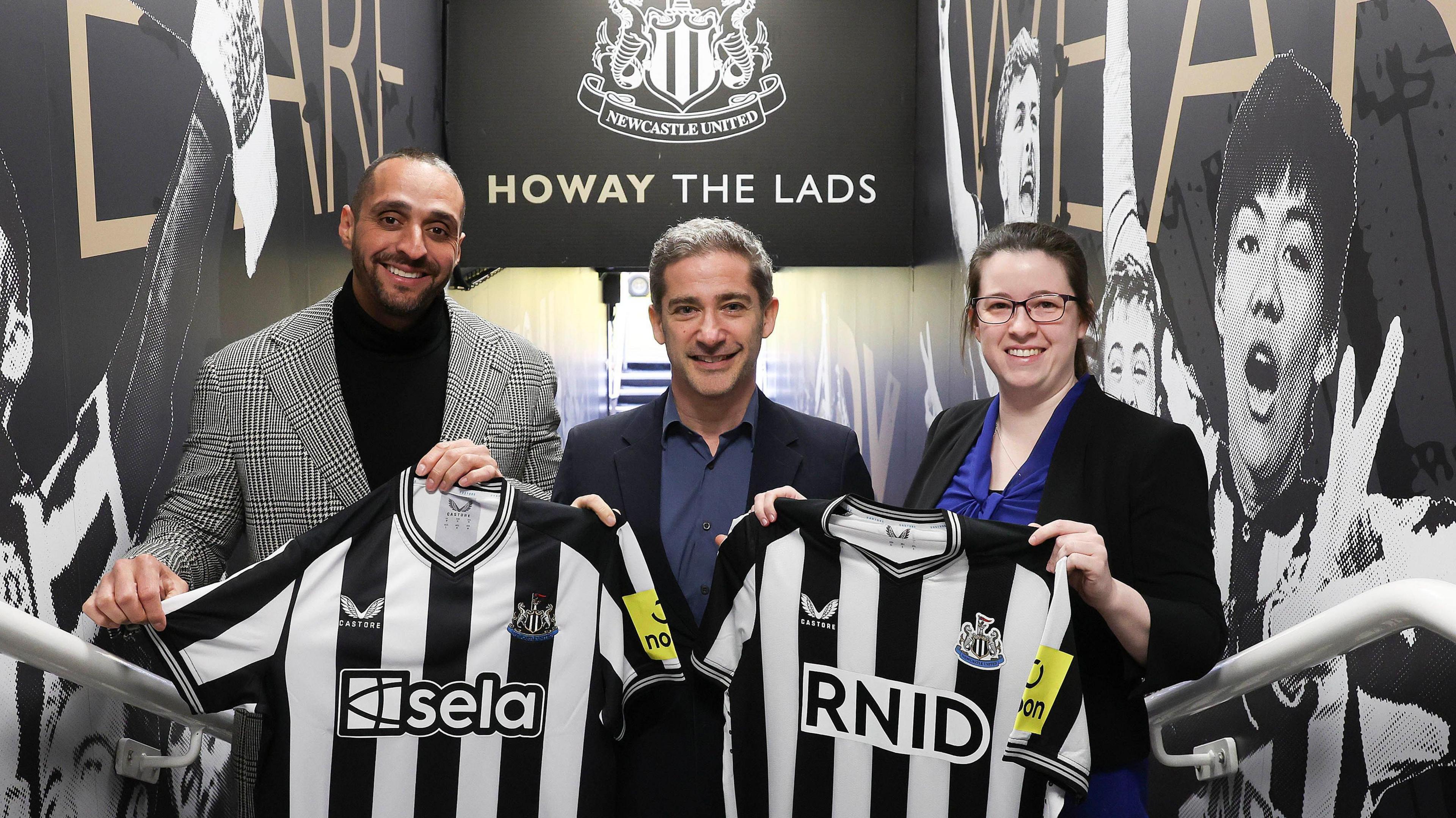 Senior Vice President at Sela, Ibrahim Mohtaseb, Chief Commercial Officer at Newcastle United Football Club (NUFC), Peter Silverstone and RNID Technology Lead, Dr Lauren Ward unveil Sela's NUFC haptic shirts