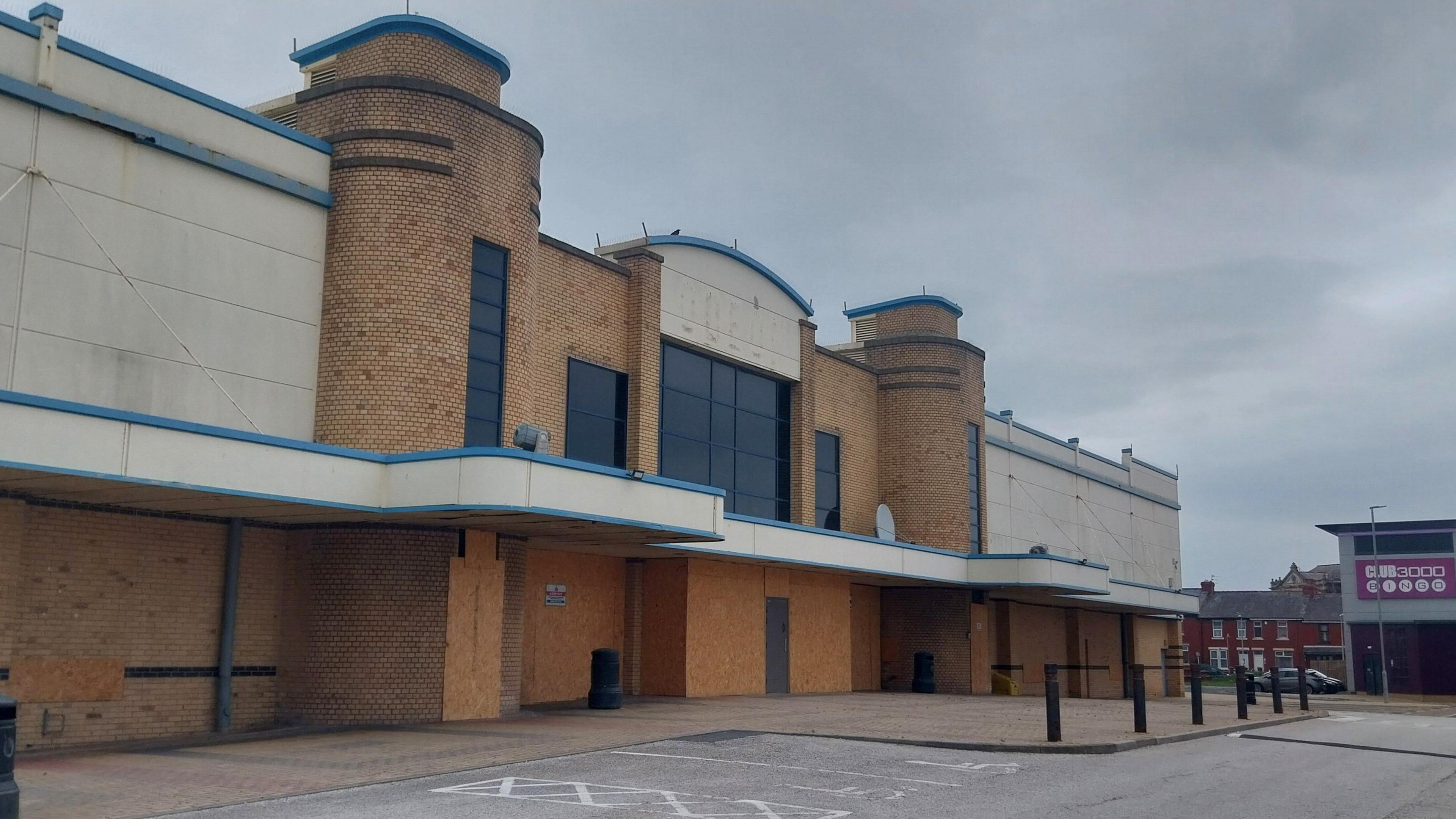 The closed down former Odeon cinema 