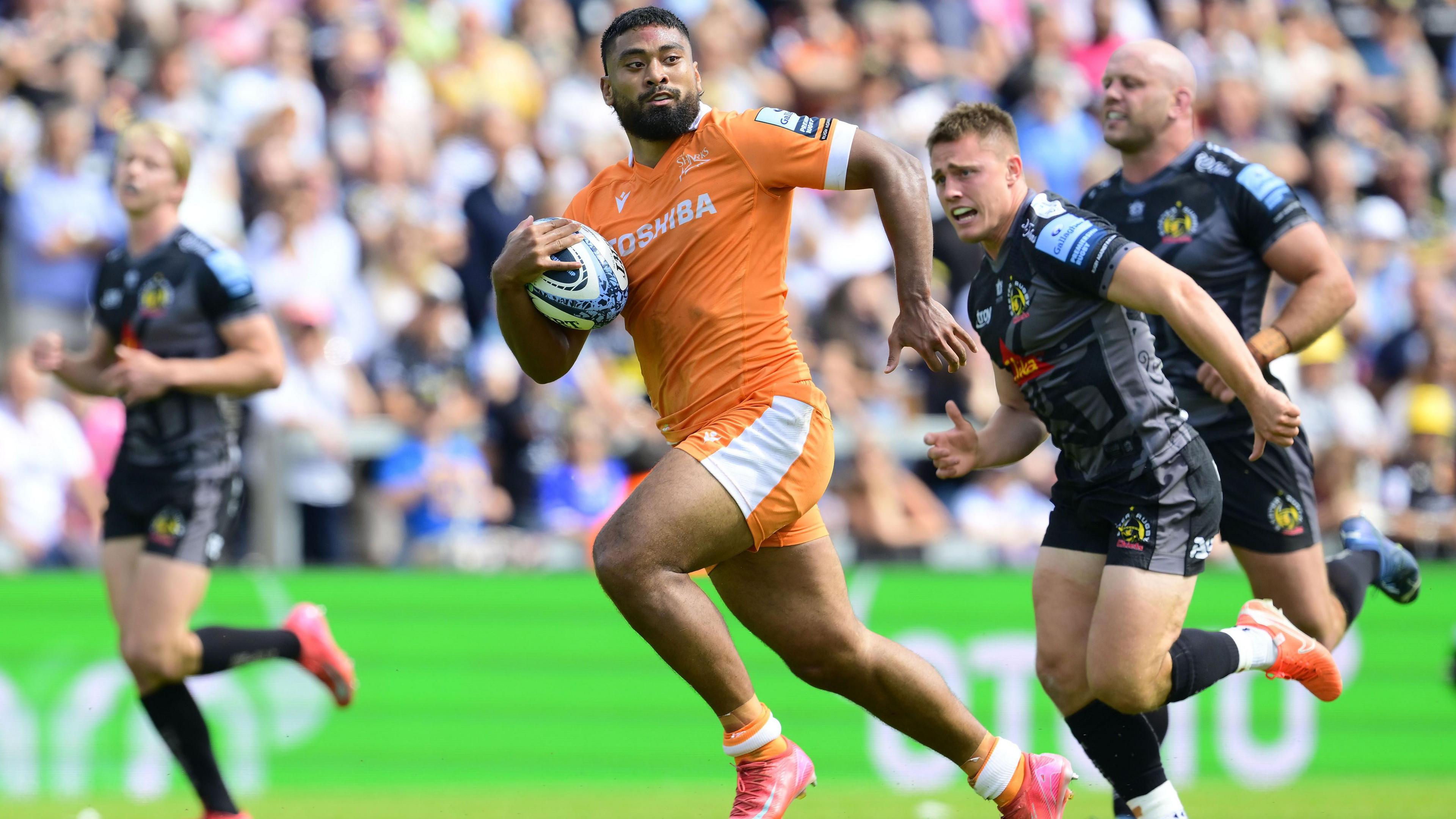 Rekeiti Ma'asi-White scores against Exeter