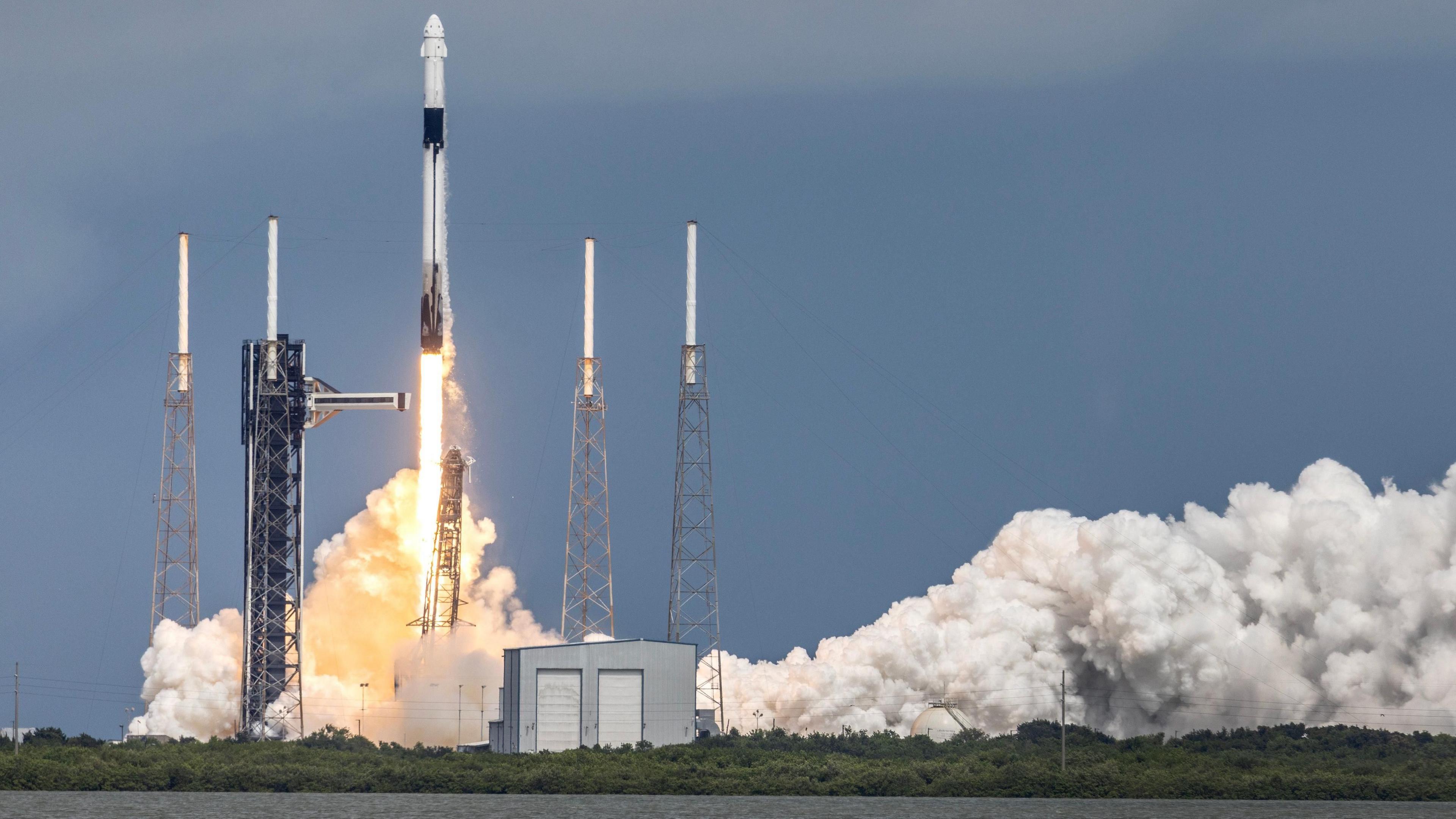 SpaceX rocket blasts off from Cape Canaveral, Florida, 28 Sep 24