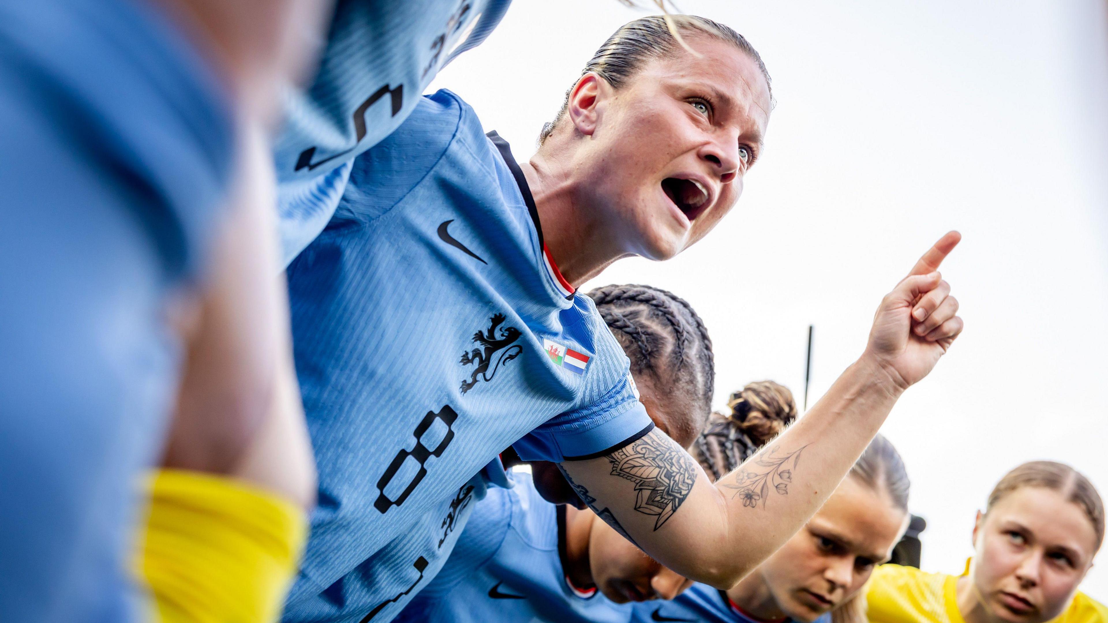 Sherida Spitse addressing her team-mates during after the Netherlands' win over Wales at Euro 2025