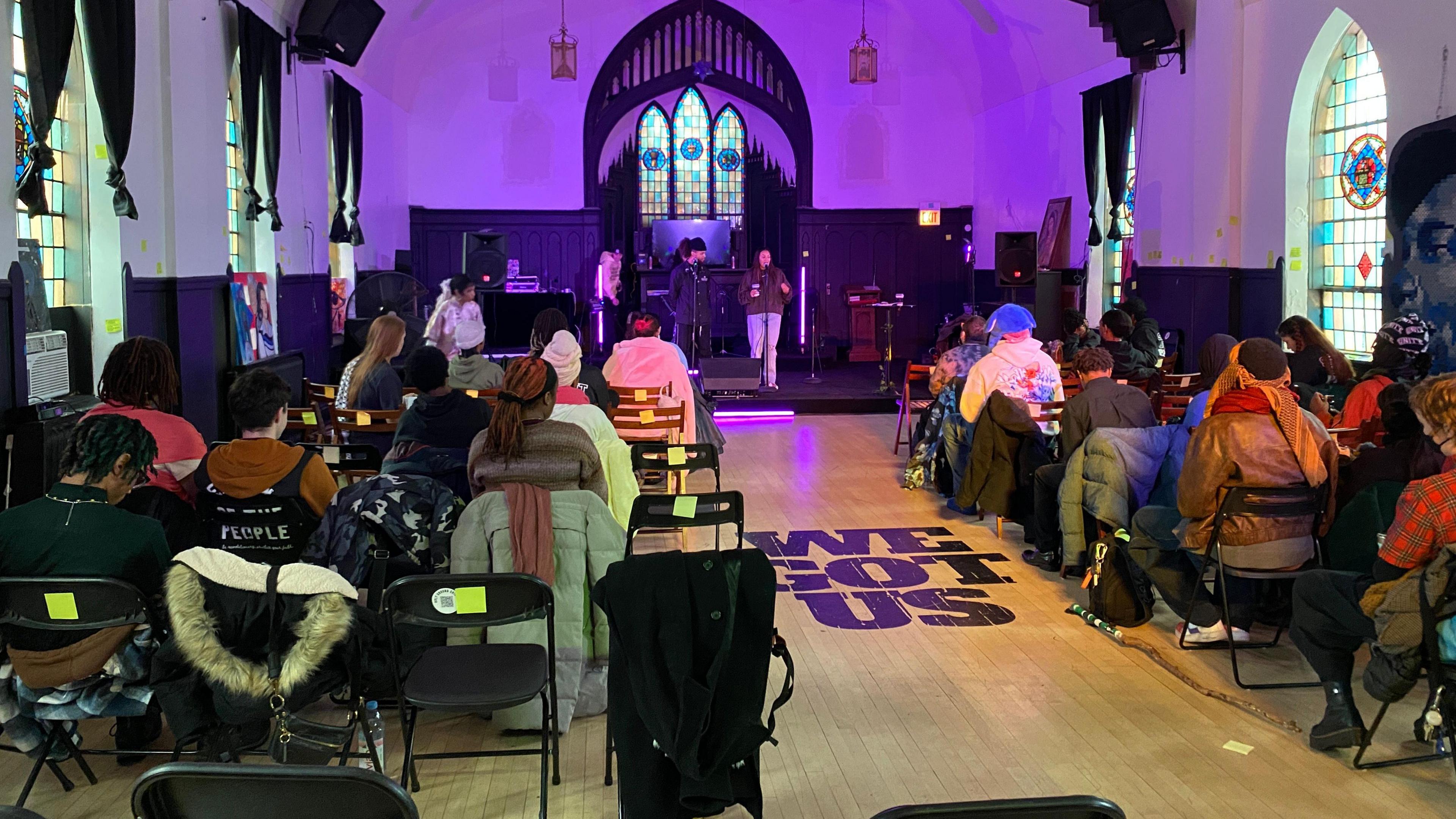 Congregants in the interior of Chicago's Lincoln United Methodist Church. 