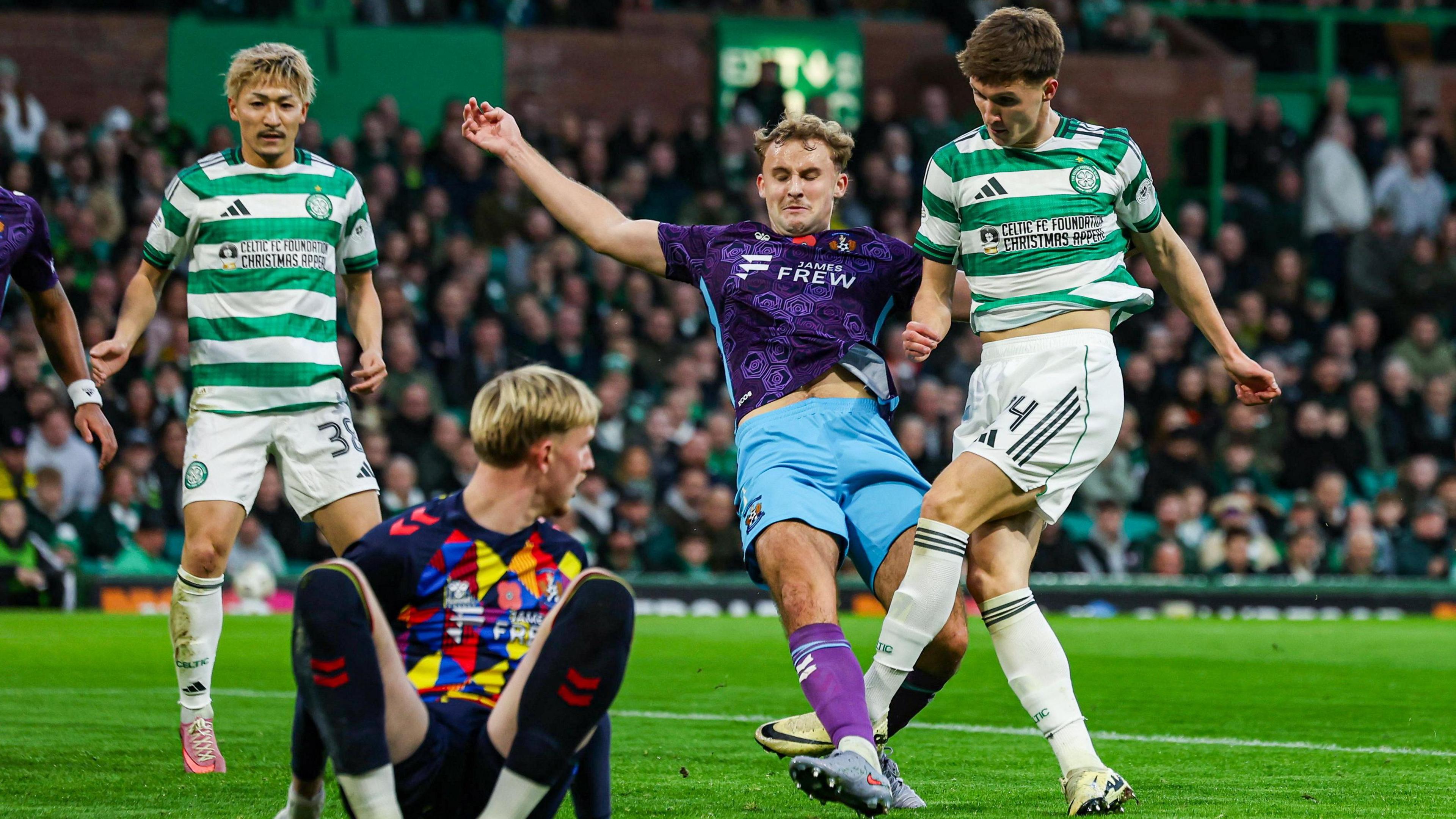Johnny Kenny scores for Celtic