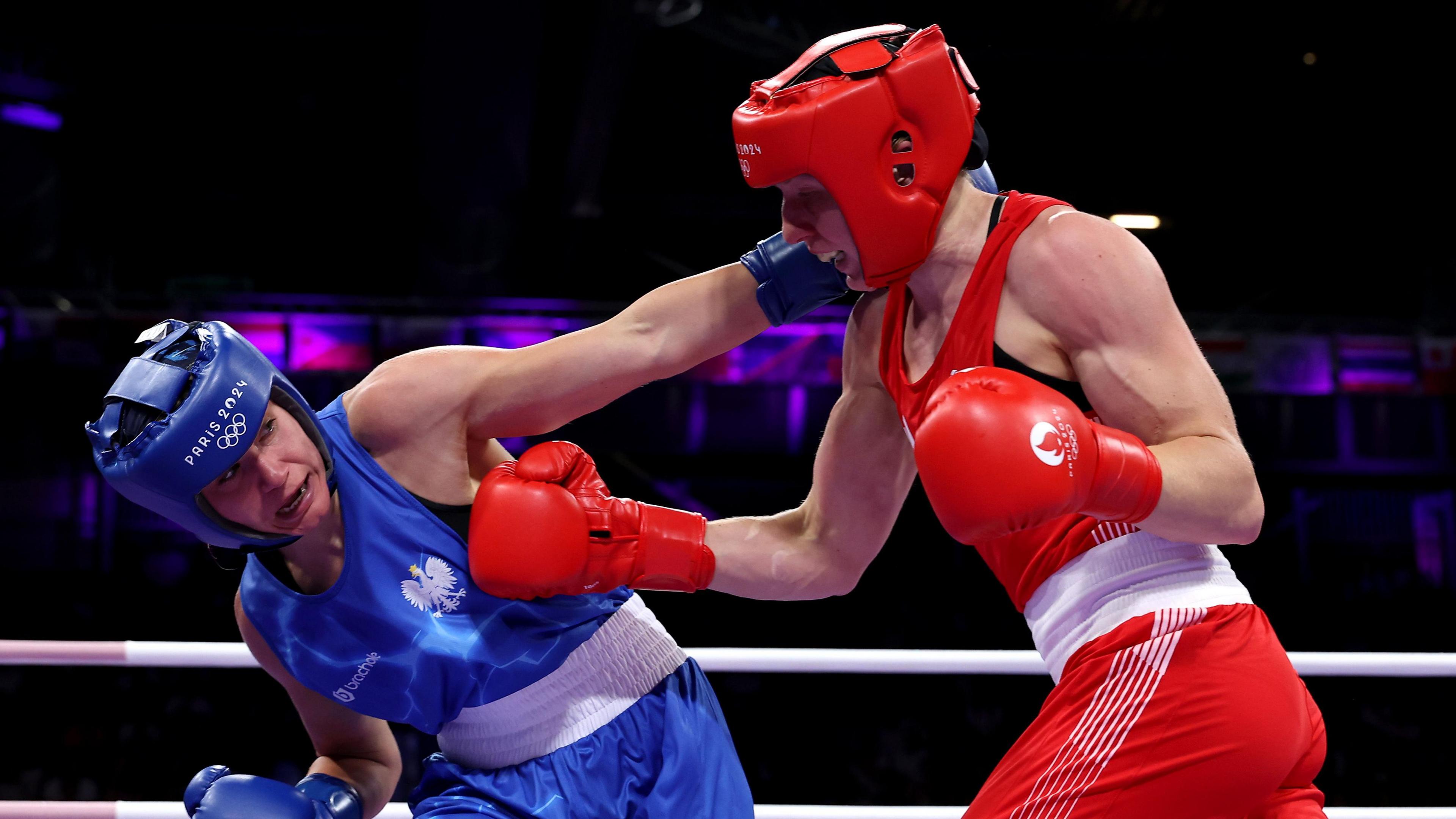 Rosie Eccles boxing at the Paris Olympics