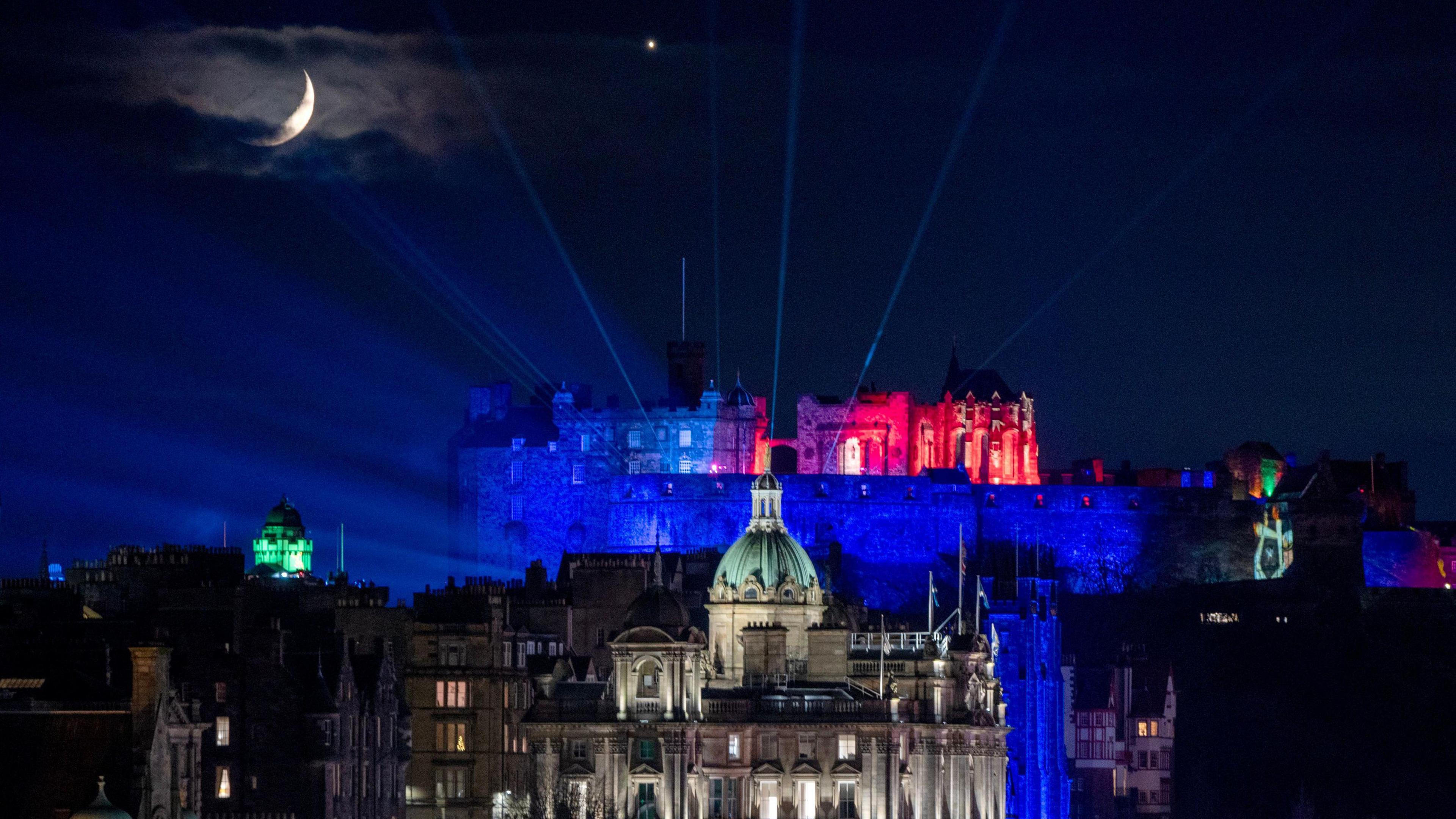 The Moon and Venus spotted above Edinburgh Castle in Scotland