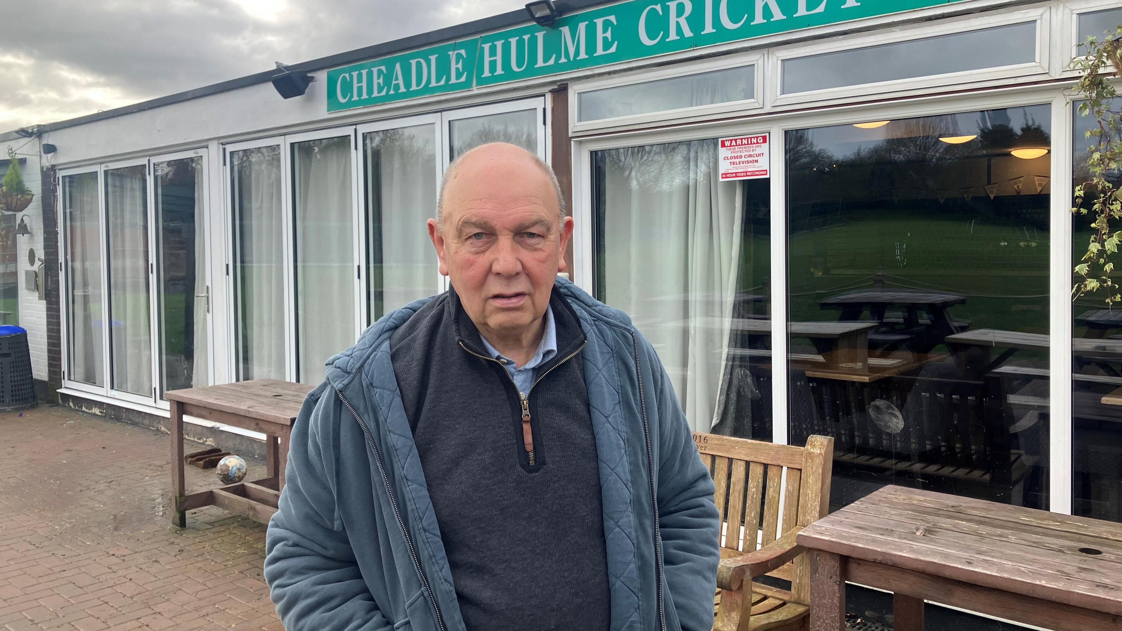 Cricket Club Volunteer