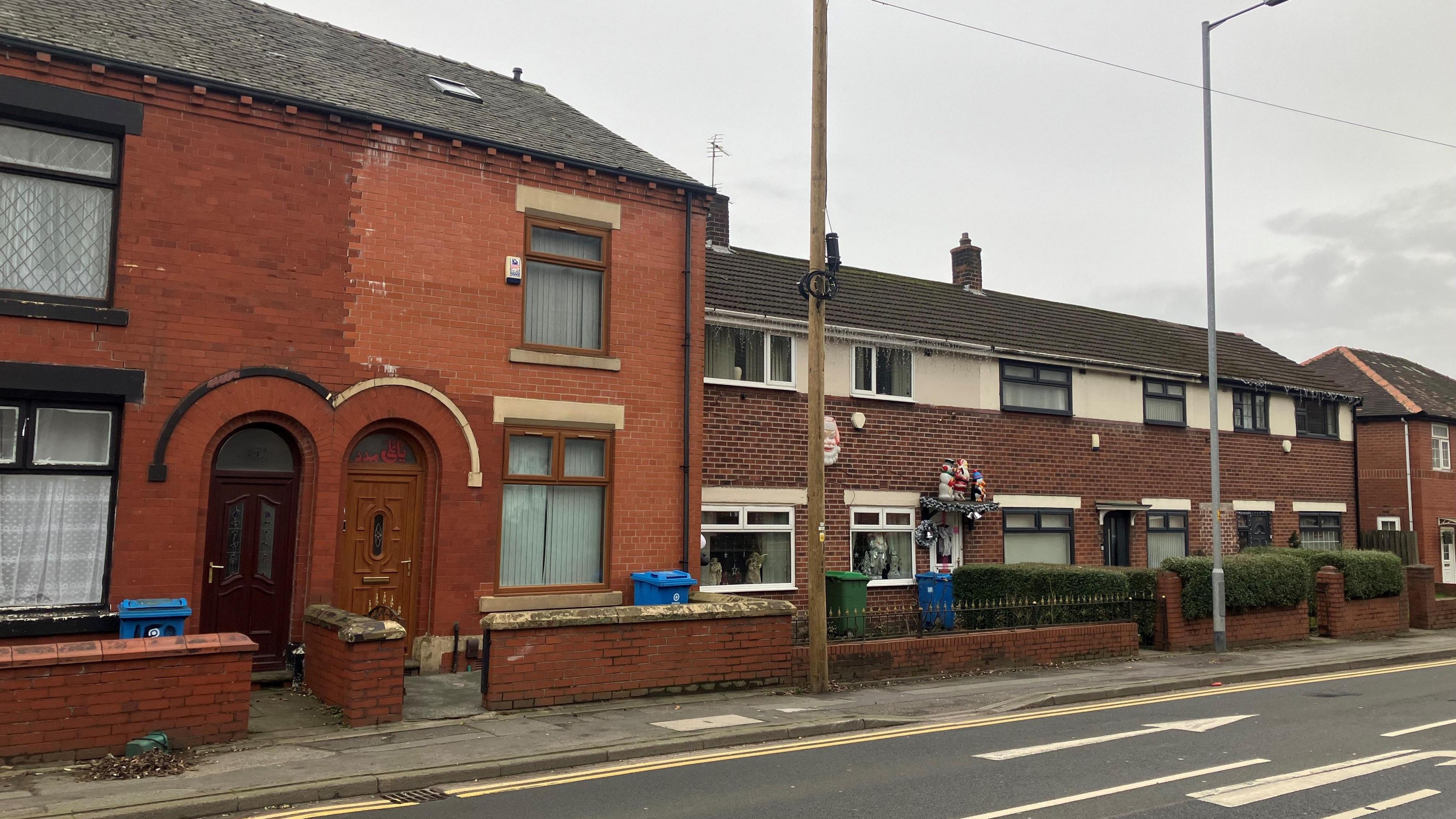 Photograph of homes on Abbey Hills Road in Oldham