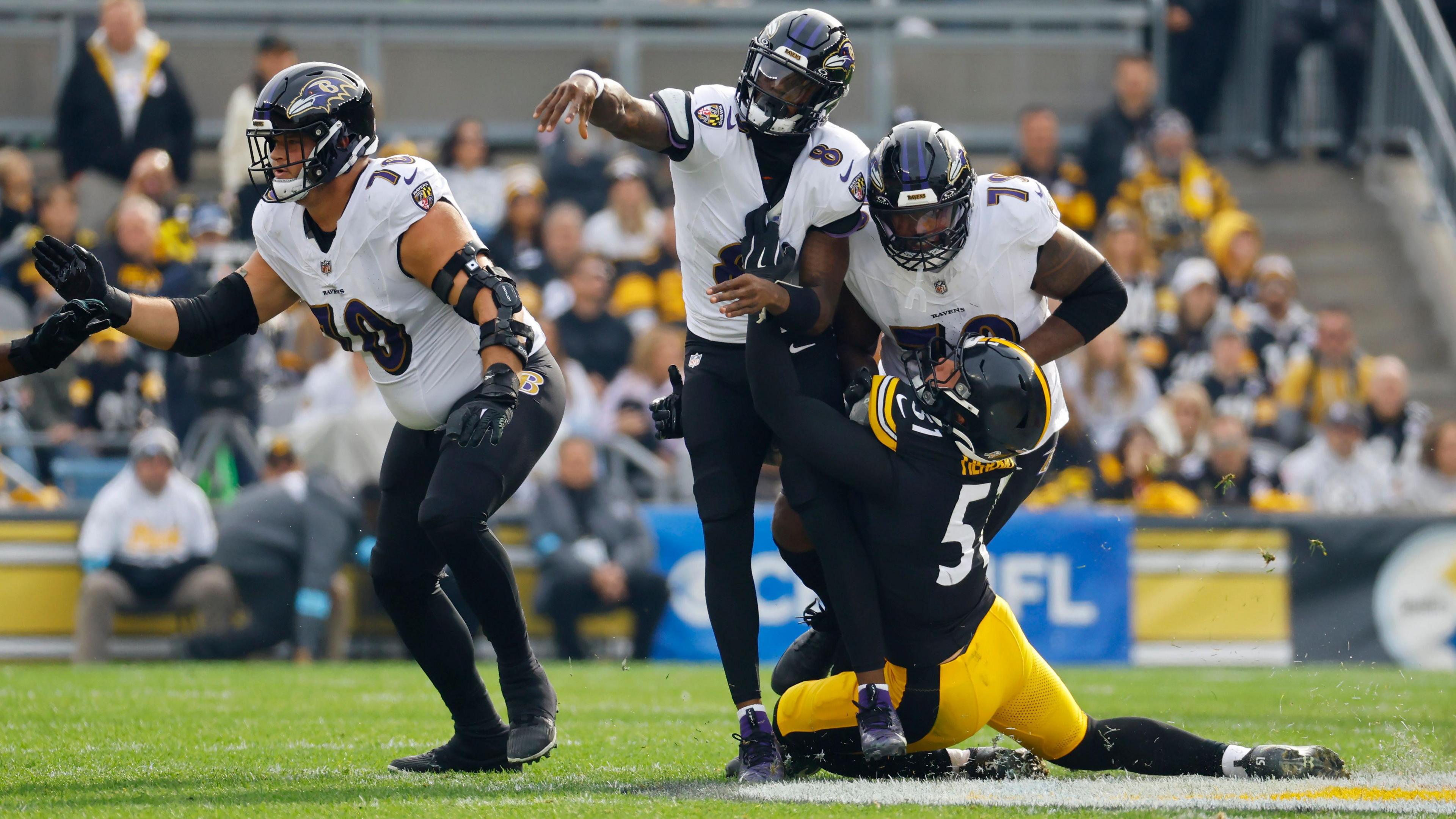 Lamar Jackson under pressure again against the Pittsburgh Steelers