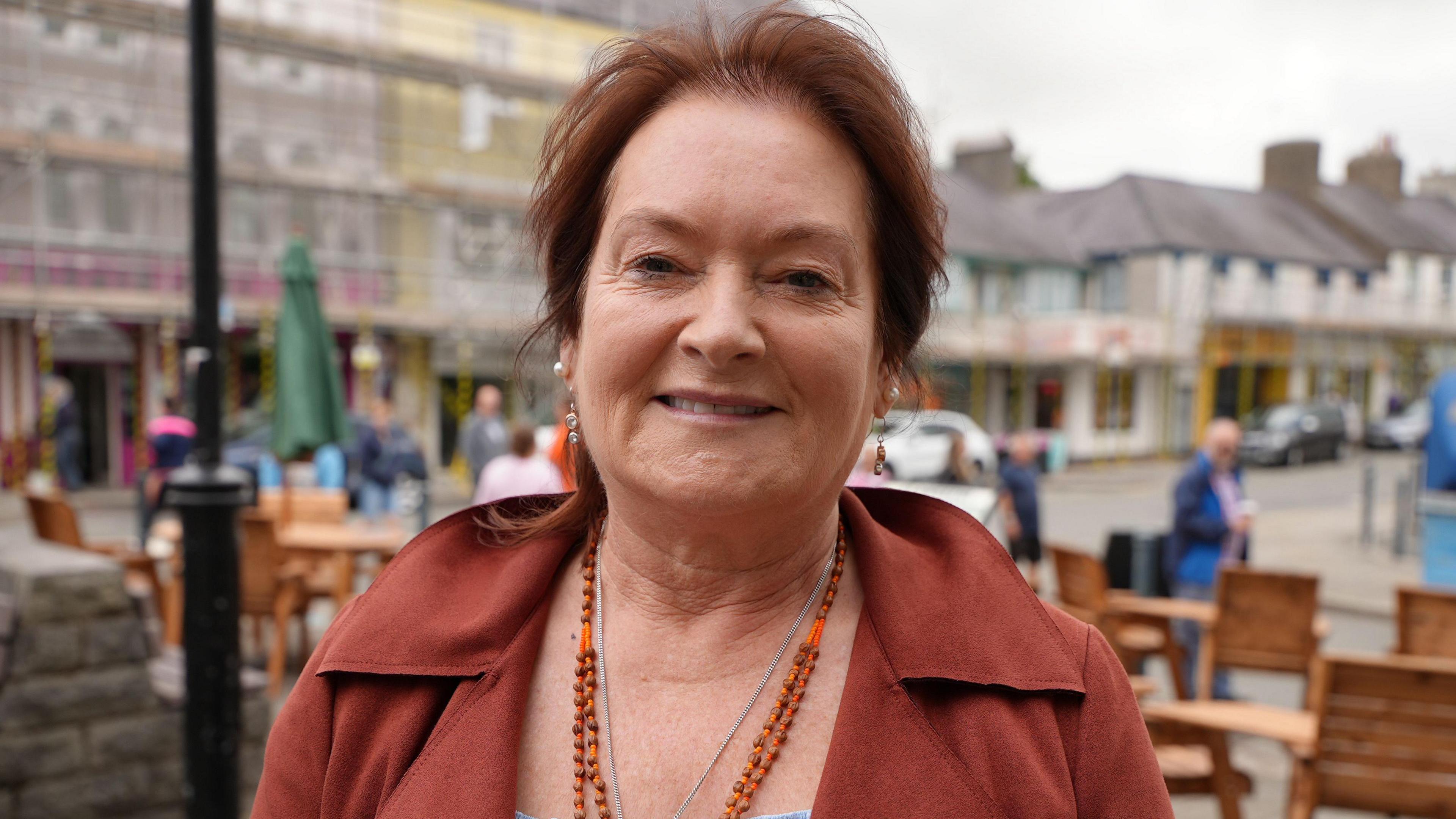 Jackie Lewis