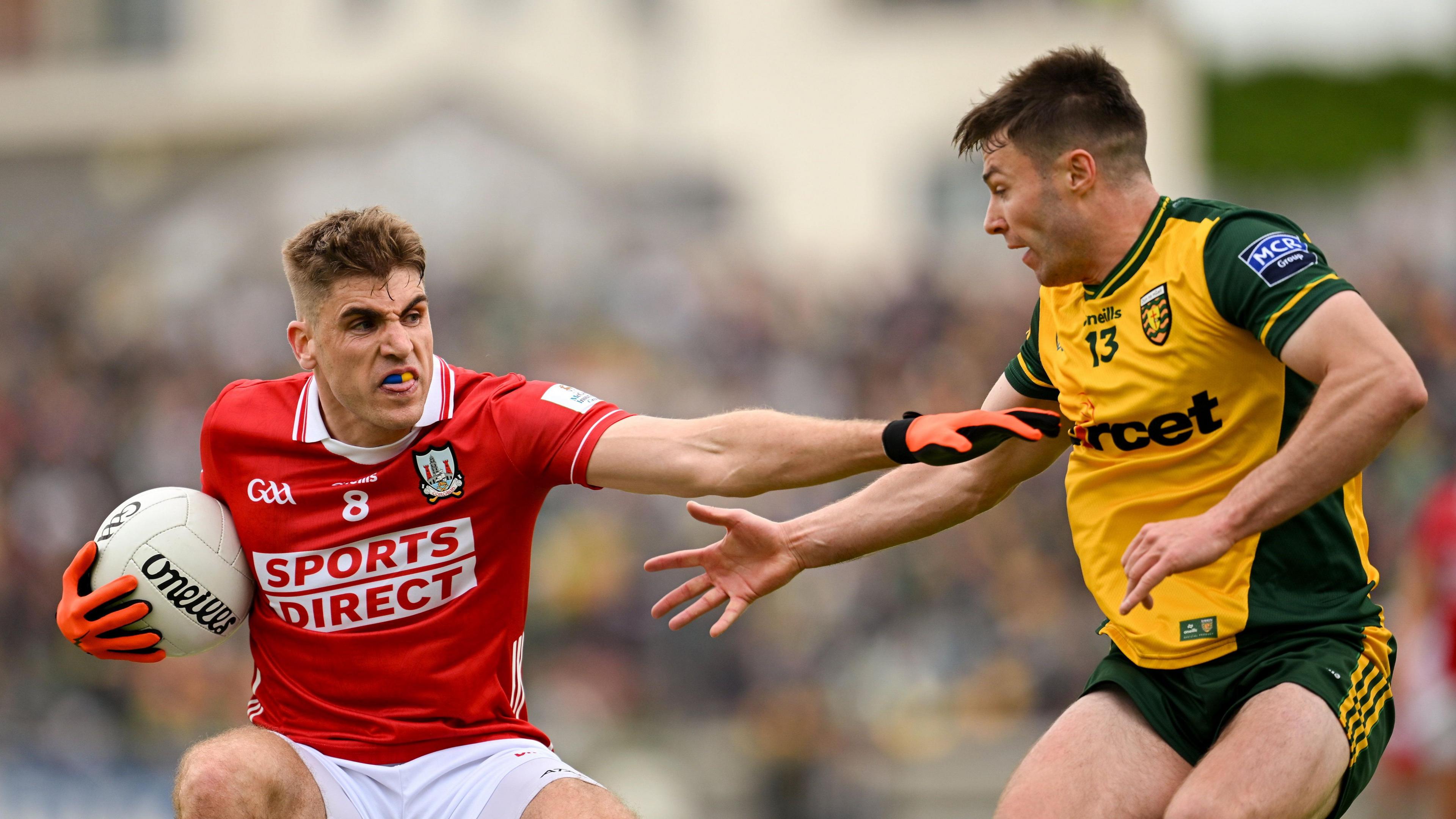 Ian Maguire holds off Conor O'Donnell