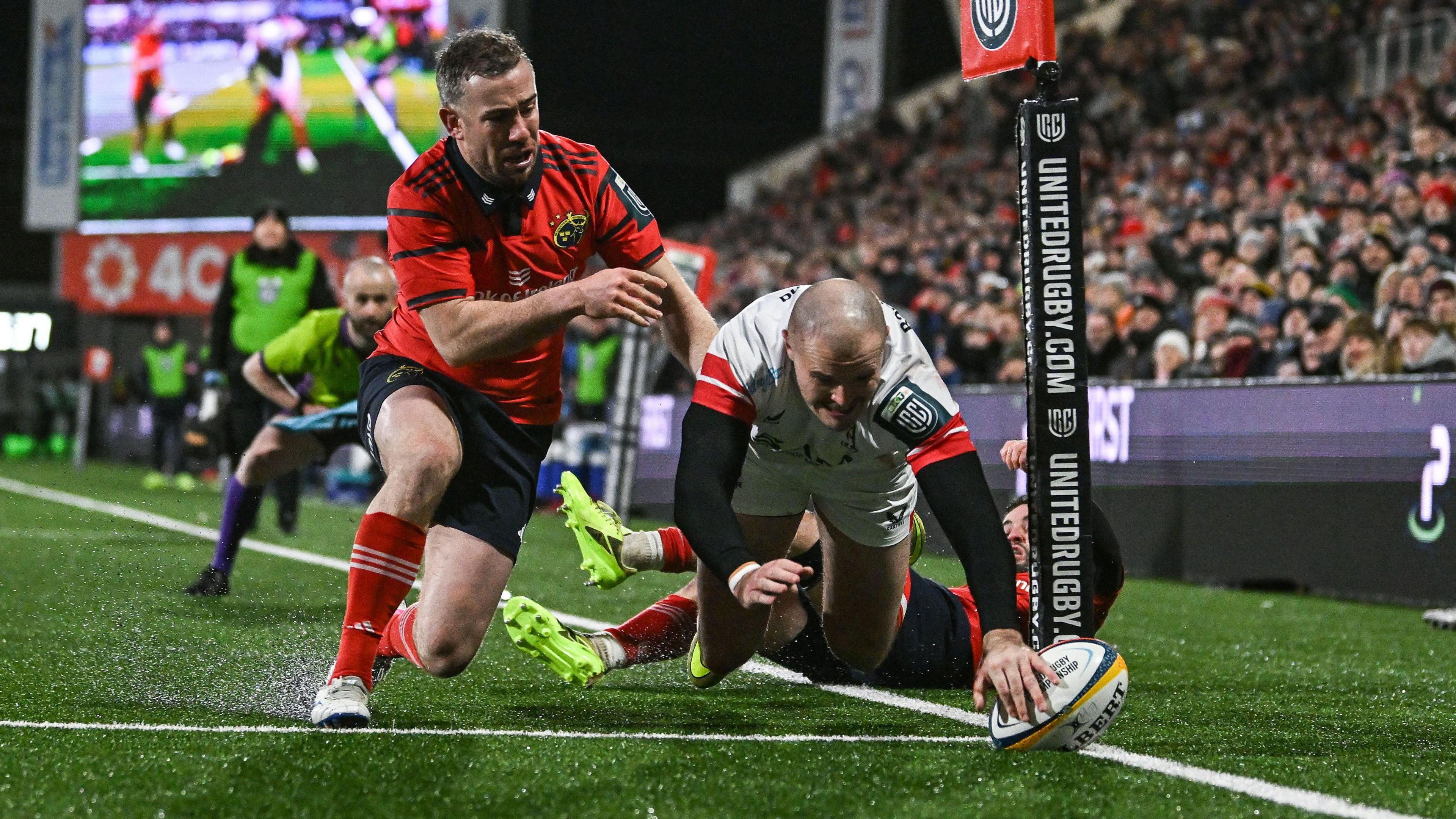 Jacob Stockdale loses the ball forward