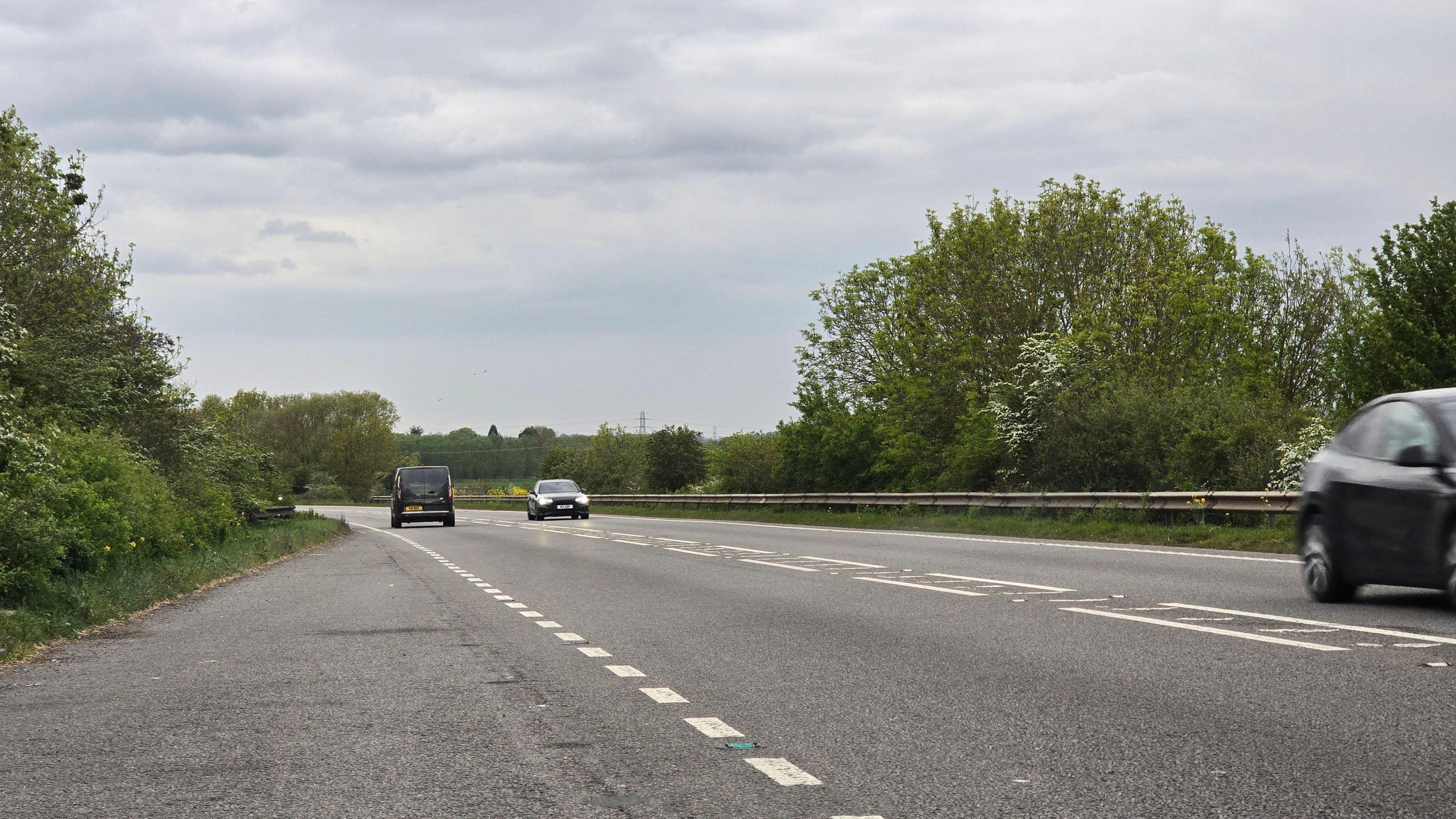 Vehicles on single carriageway stretch of the A46