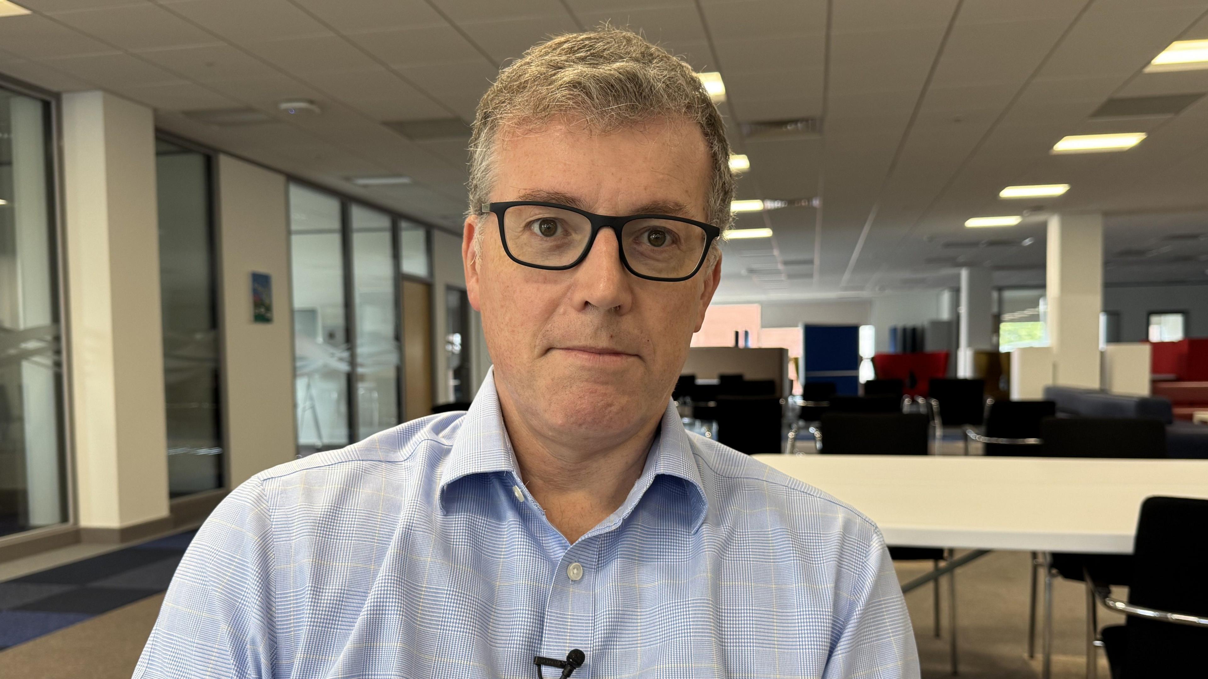 Dr Chris Williams
